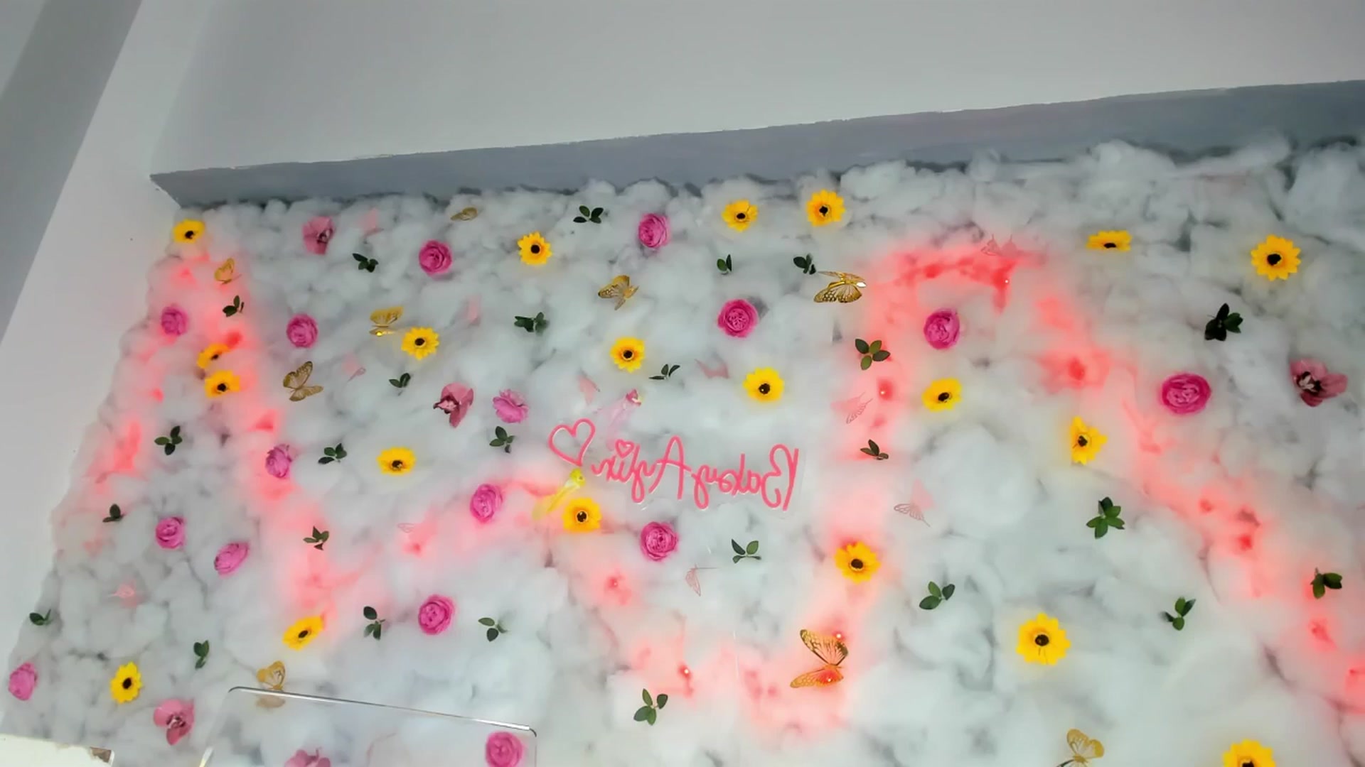 Gallery image thumbnail from BabyAylin's myfreecams stream on, 03/17/2025, 14:15 image 16 of 20