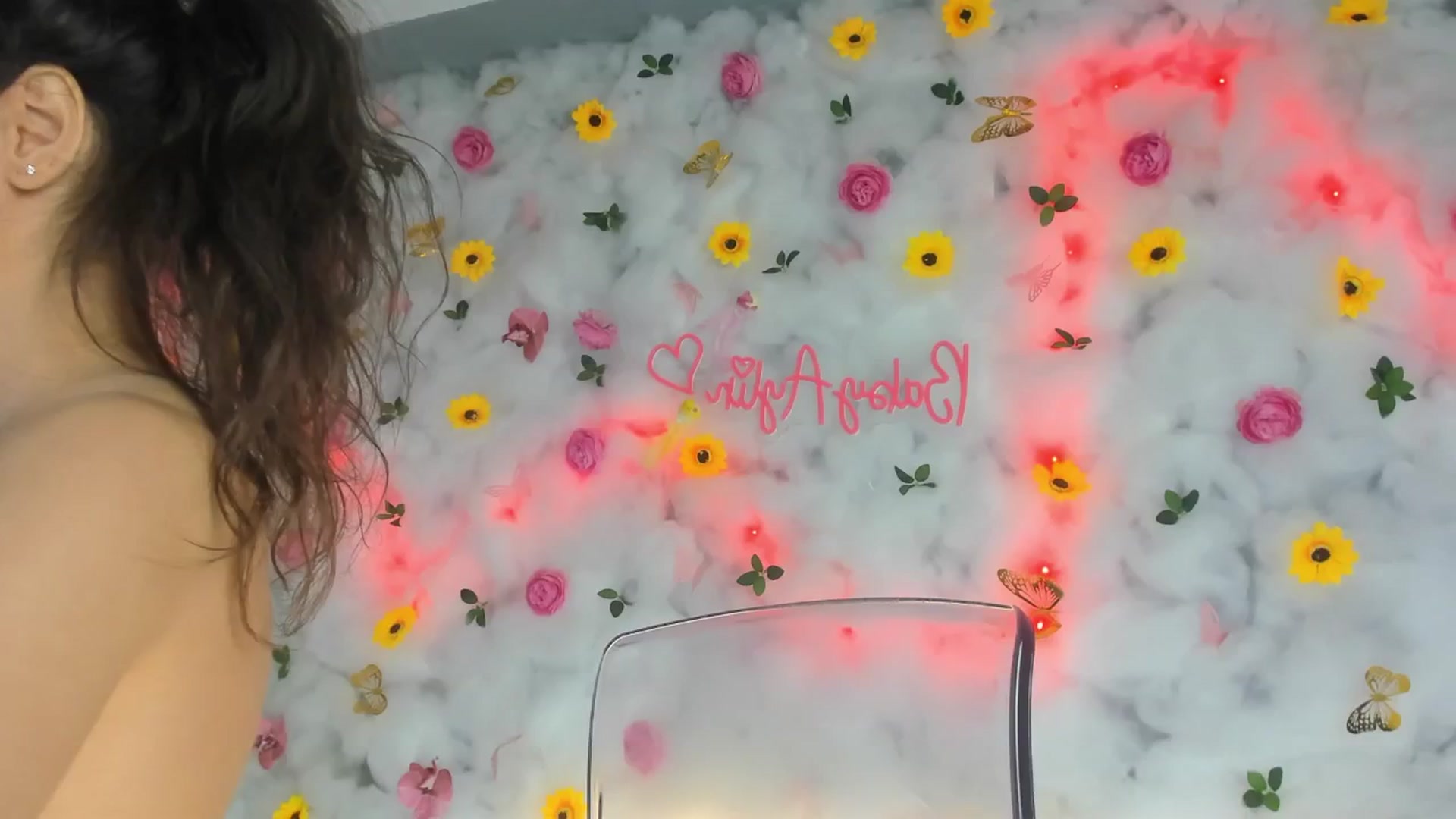 Gallery image thumbnail from BabyAylin's myfreecams stream on, 03/18/2025, 13:21 image 16 of 20