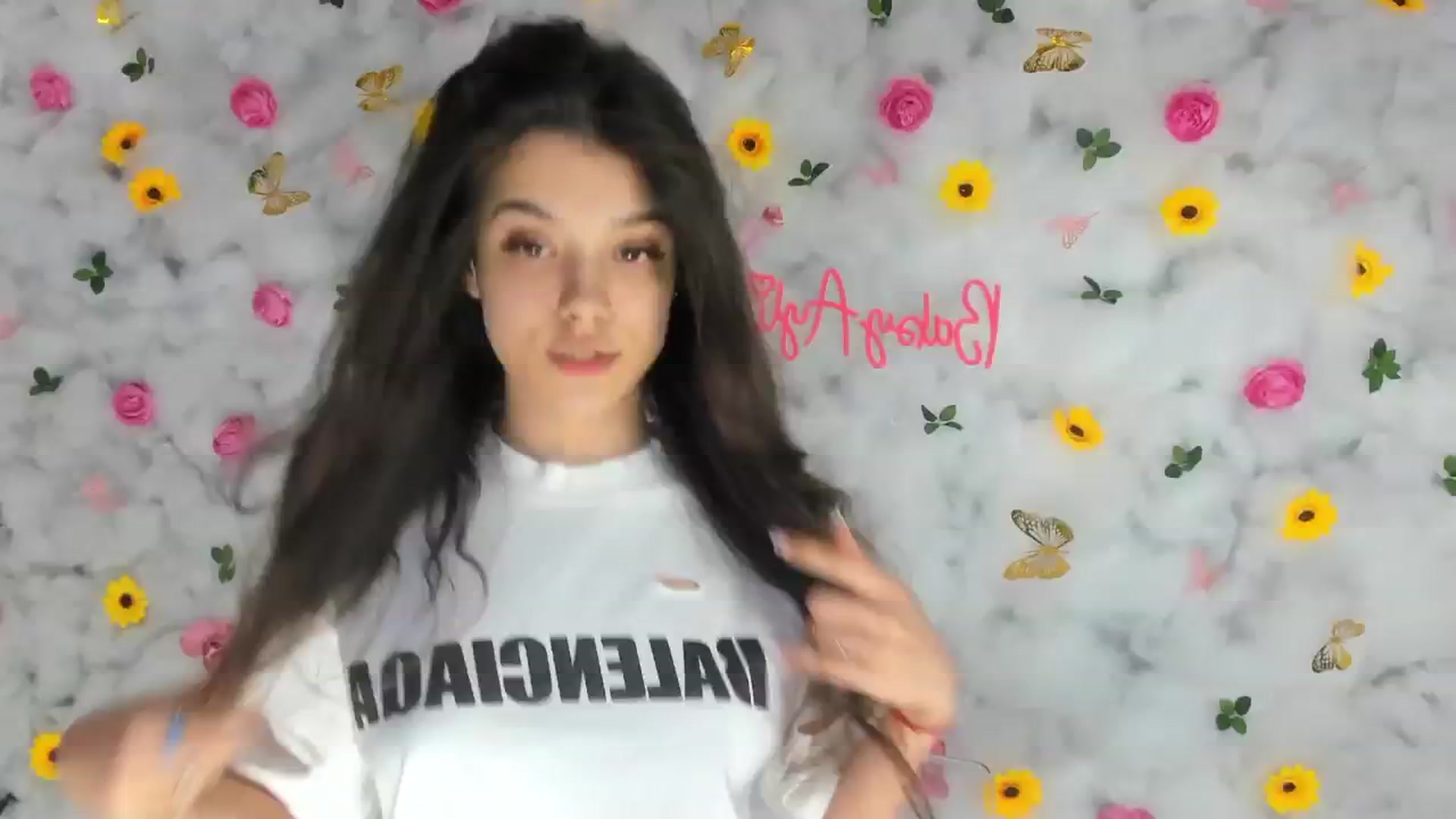 Gallery image thumbnail from BabyAylin's myfreecams stream on, 03/19/2025, 12:12 image 2 of 20