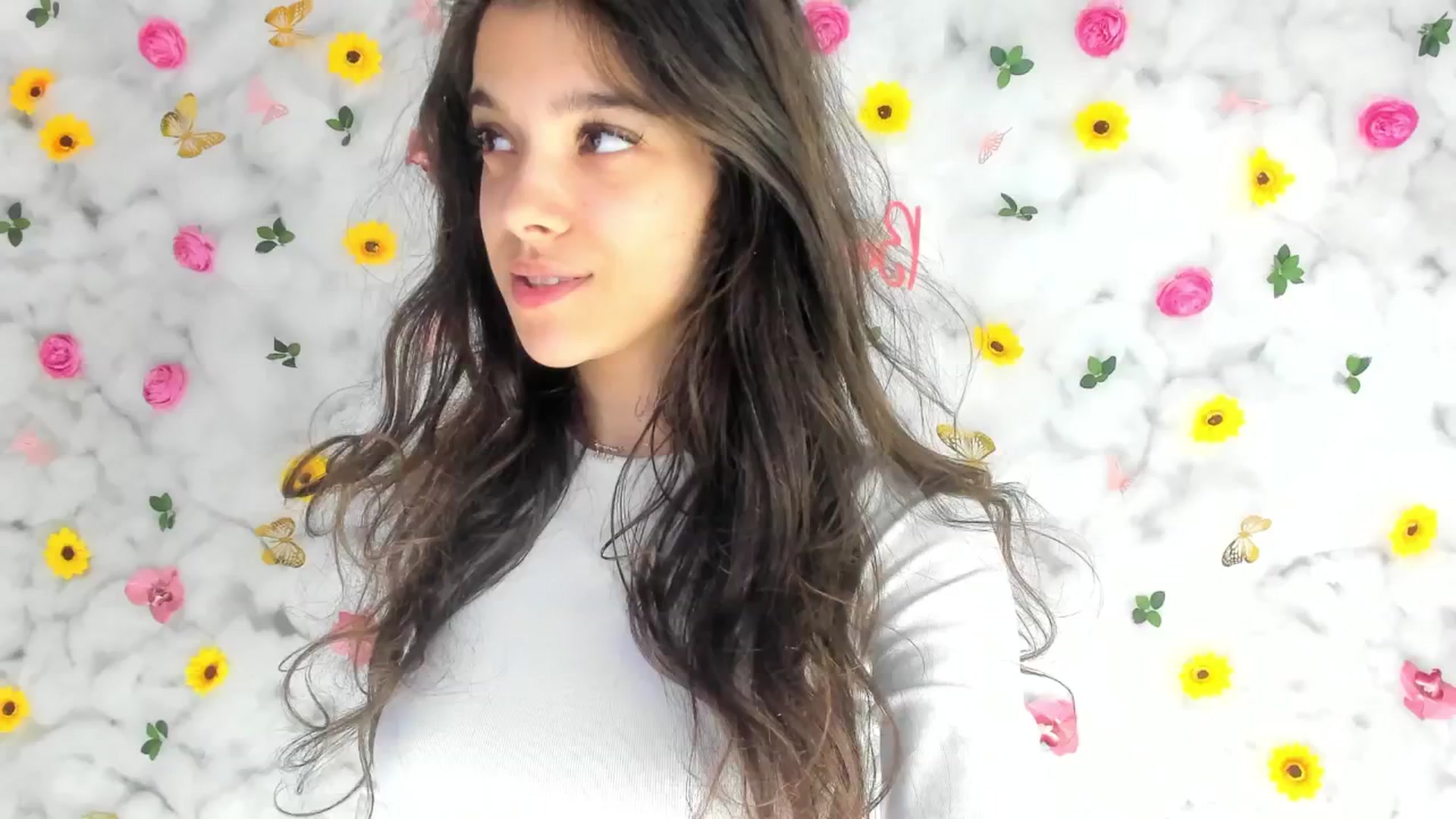 Gallery image thumbnail from BabyAylin's myfreecams stream on, 03/25/2025, 12:54 image 1 of 20