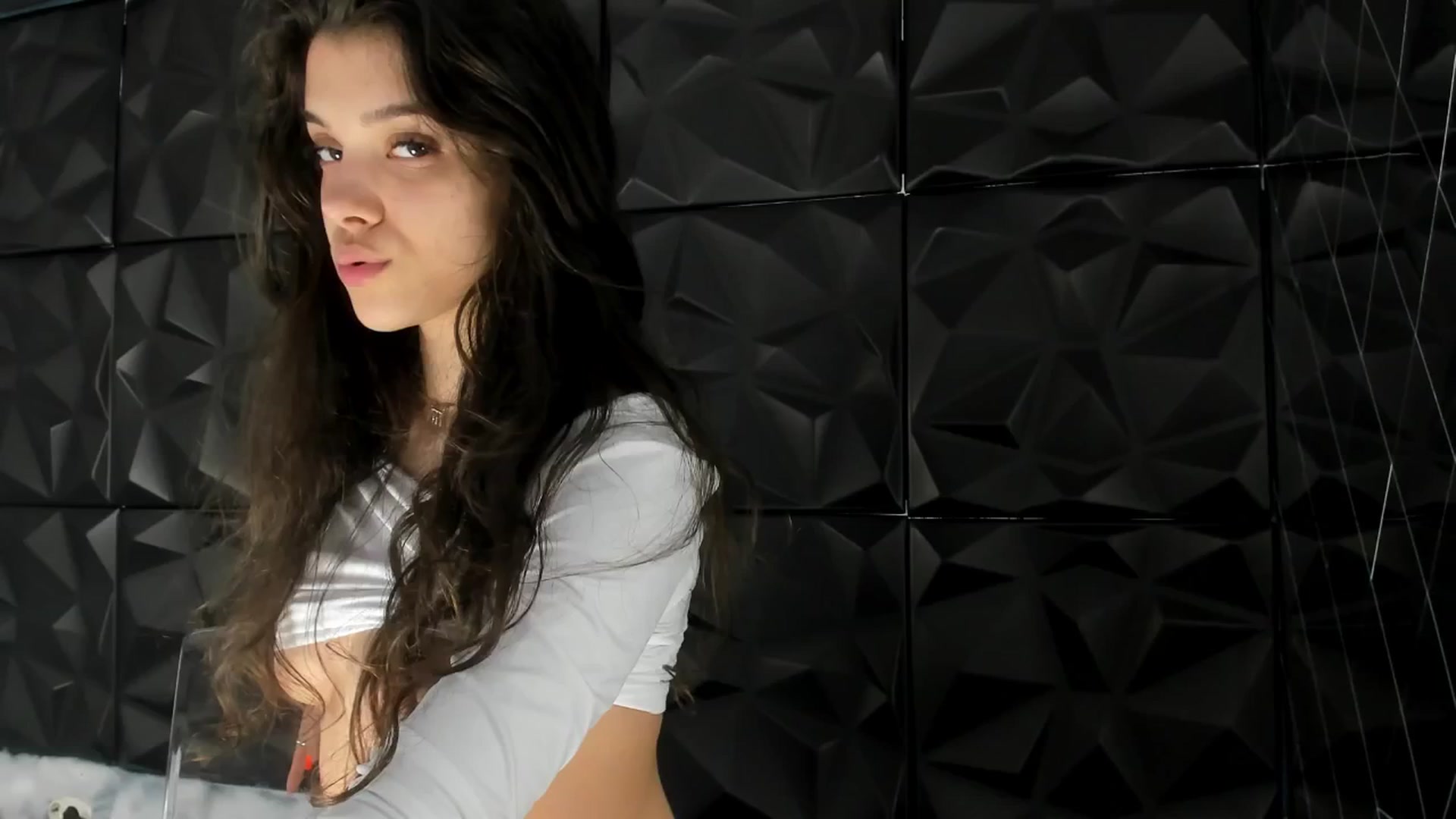 Gallery image thumbnail from BabyAylin's myfreecams stream on, 04/01/2025, 13:20 image 10 of 20