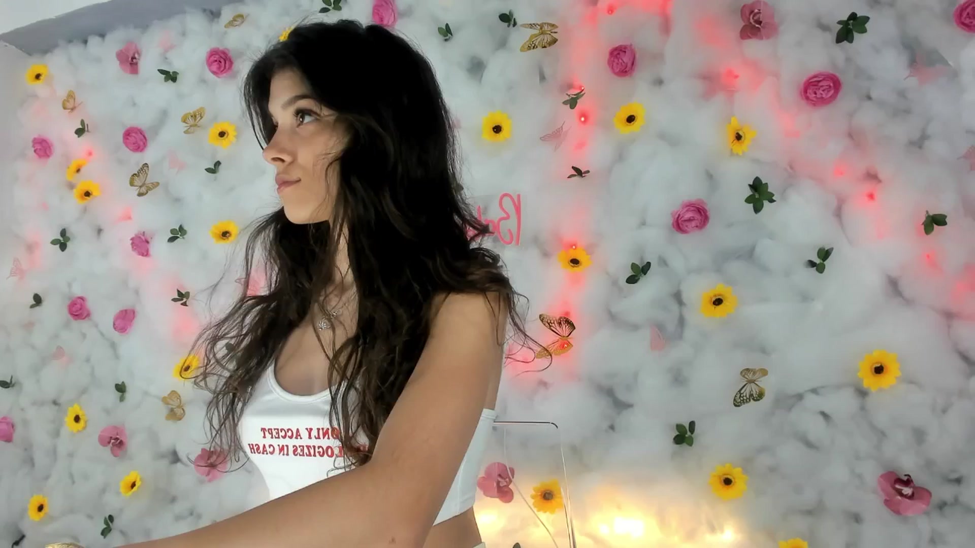 Gallery image thumbnail from BabyAylin's myfreecams stream on, 04/16/2025, 10:56 image 2 of 20