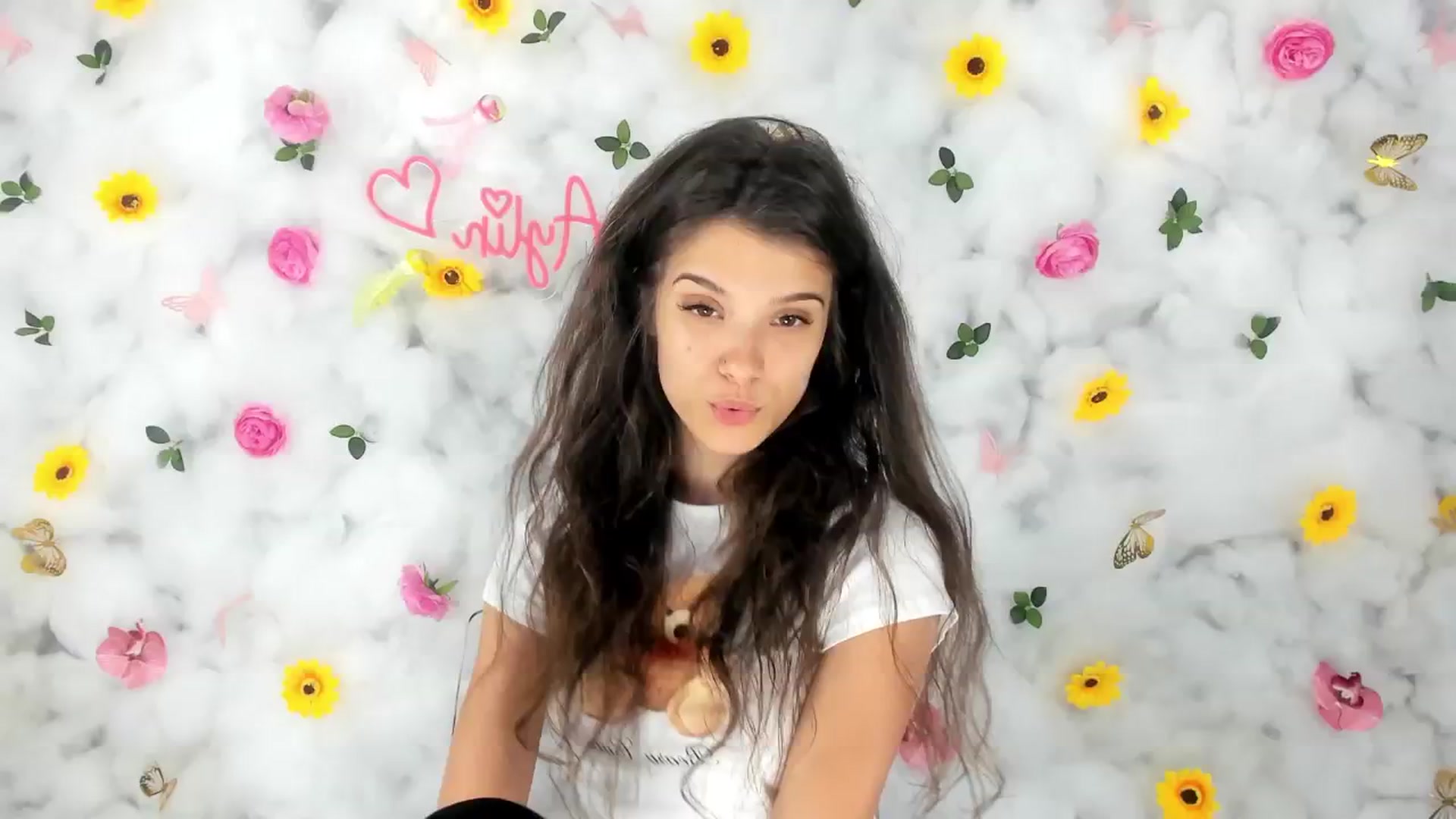 Gallery image thumbnail from BabyAylin's myfreecams stream on, 04/22/2025, 10:30 image 20 of 20