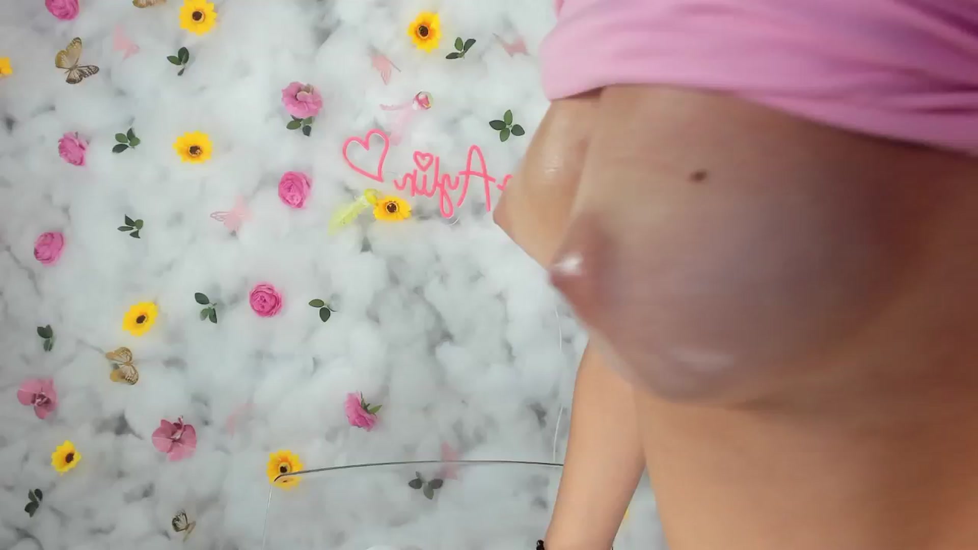 Gallery image thumbnail from BabyAylin's myfreecams stream on, 04/23/2025, 06:27 image 20 of 20