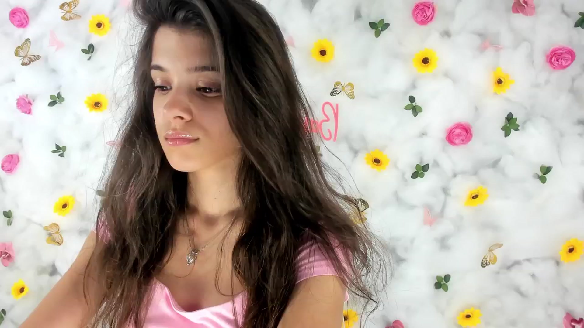 Gallery image thumbnail from BabyAylin's myfreecams stream on, 04/23/2025, 08:45 image 13 of 20