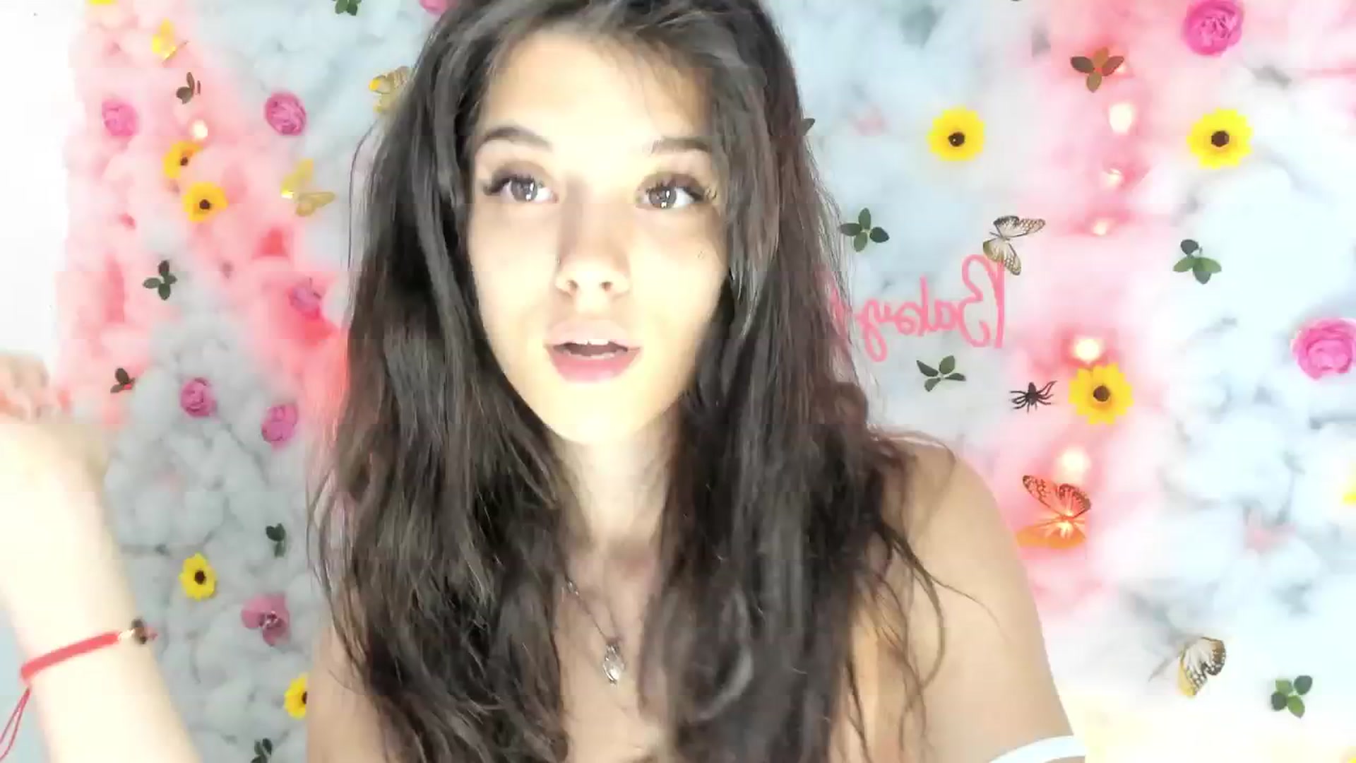 Gallery image thumbnail from BabyAylin's myfreecams stream on, 05/08/2025, 12:20 image 17 of 20