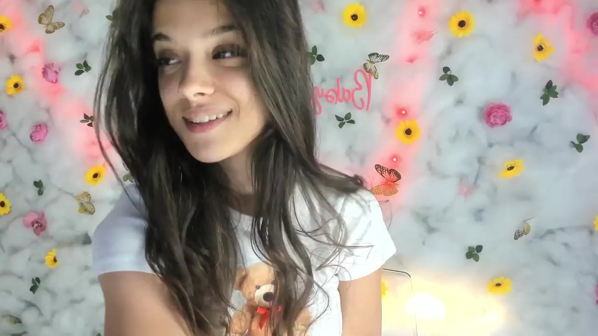Gallery image thumbnail from BabyAylin's myfreecams stream on, 05/13/2025, 09:50 image 15 of 20