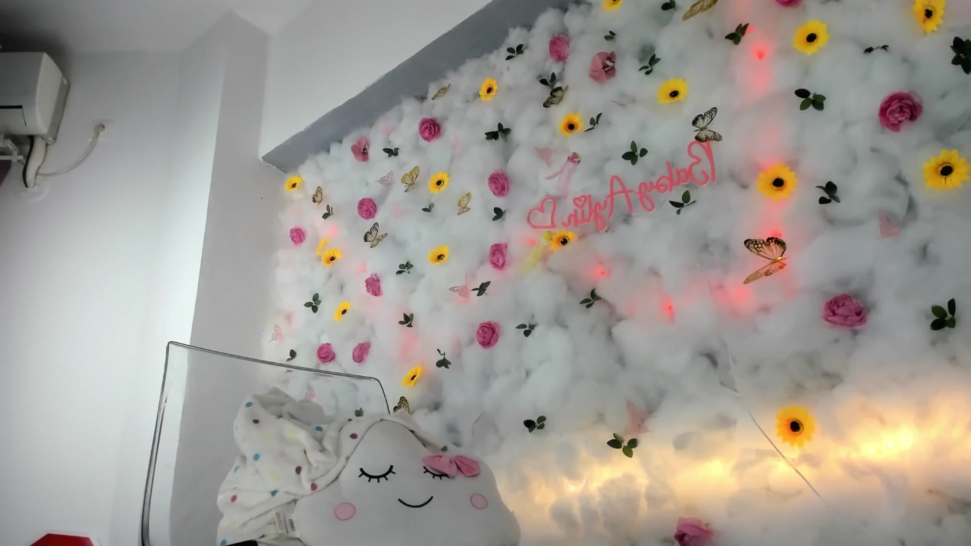 Gallery image thumbnail from BabyAylin's myfreecams stream on, 06/03/2025, 10:04 image 6 of 20