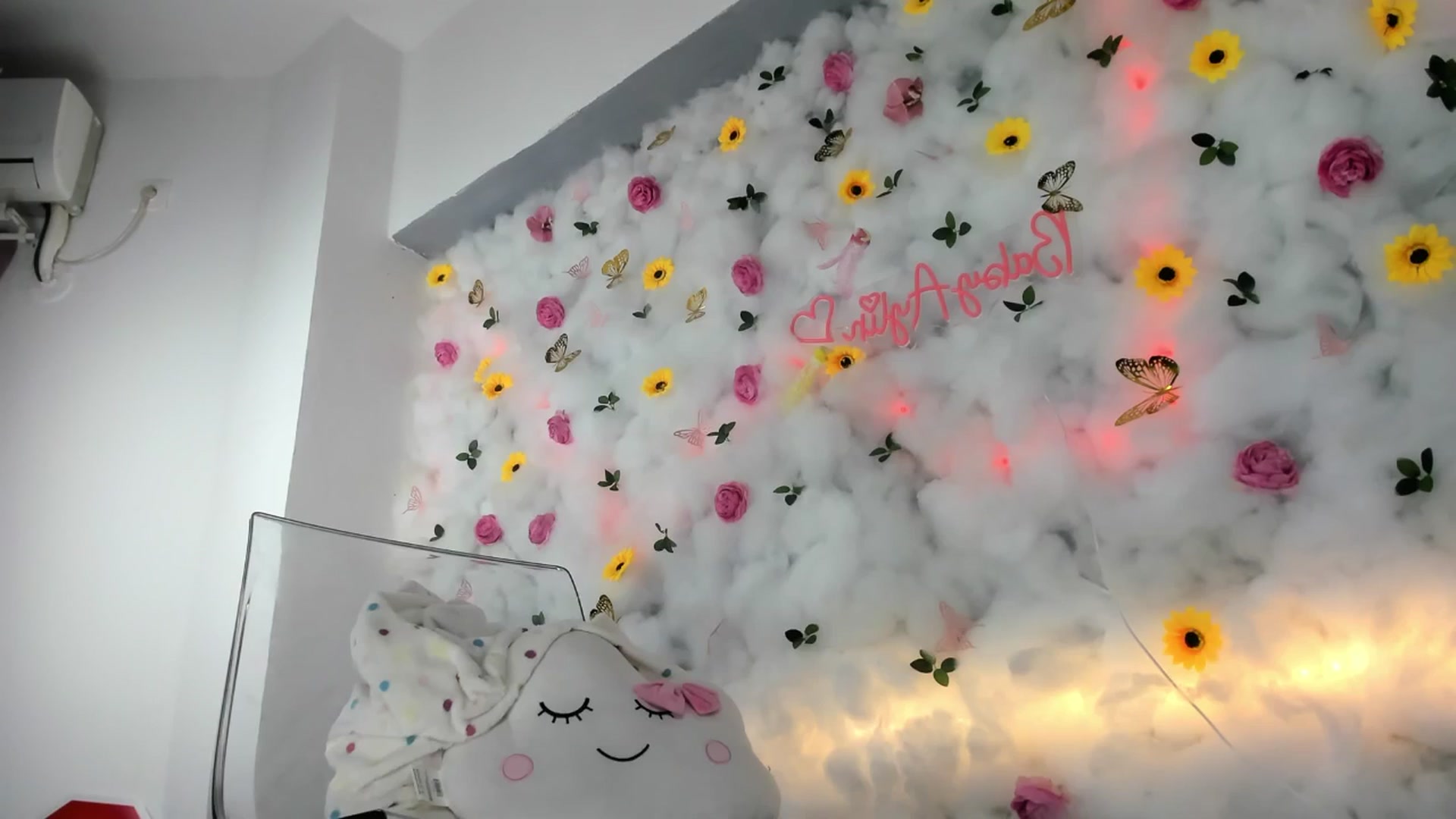 Gallery image thumbnail from BabyAylin's myfreecams stream on, 06/03/2025, 10:04 image 5 of 20