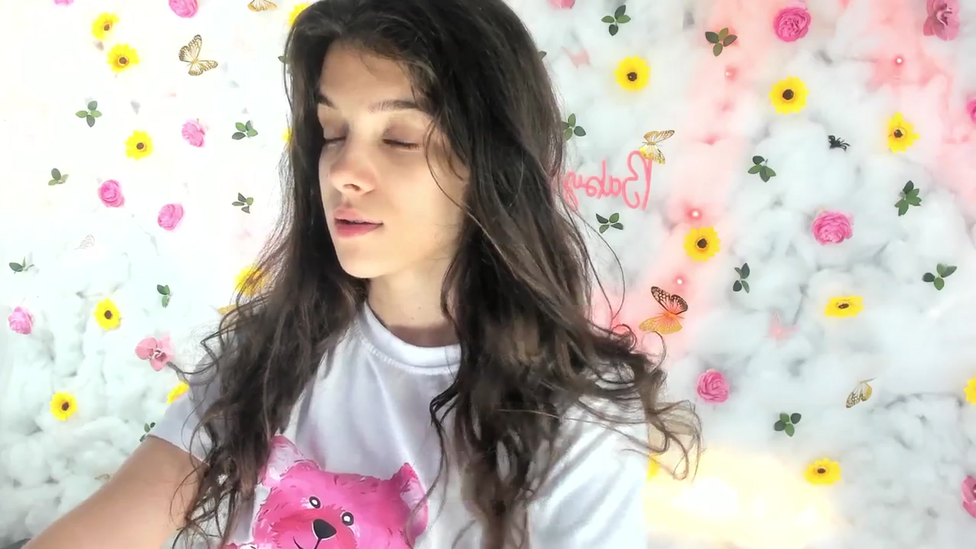 Gallery image thumbnail from BabyAylin's myfreecams stream on, 06/03/2025, 10:40 image 16 of 20