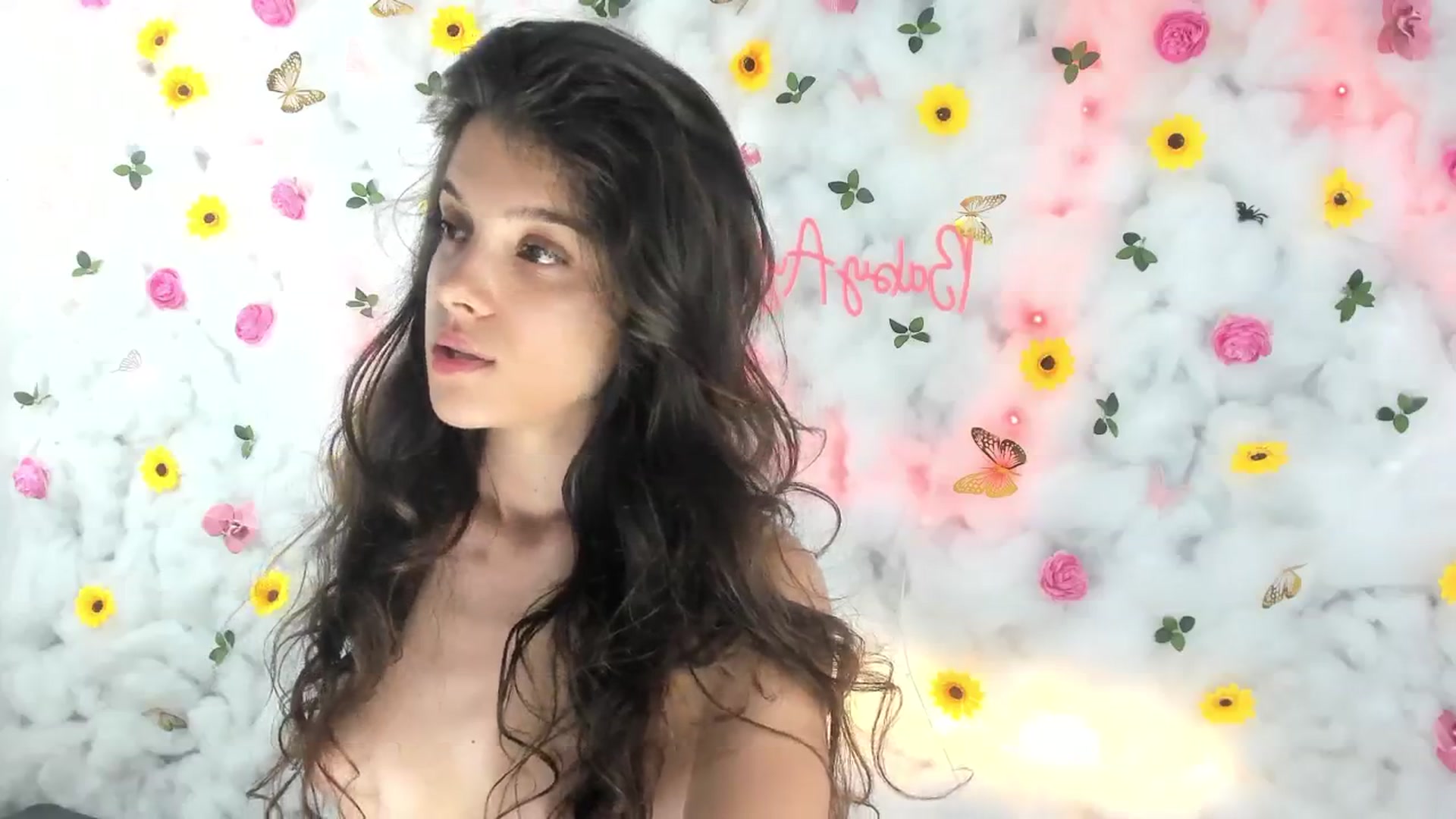 Gallery image thumbnail from BabyAylin's myfreecams stream on, 06/03/2025, 10:40 image 9 of 20