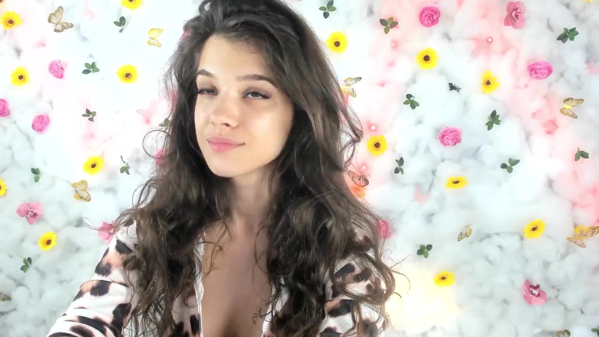 Gallery image thumbnail from BabyAylin's myfreecams stream on, 06/06/2025, 09:57 image 19 of 20