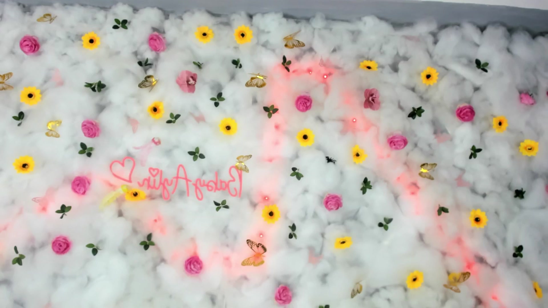 Gallery image thumbnail from BabyAylin's myfreecams stream on, 06/06/2025, 10:56 image 1 of 20