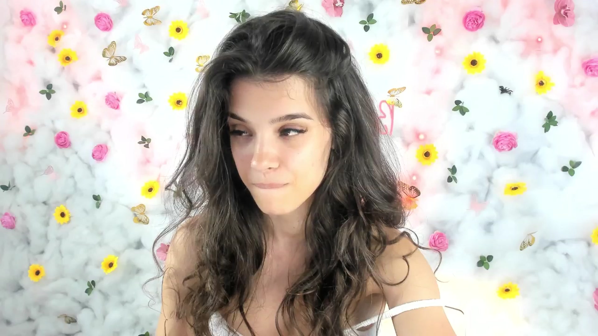 Gallery image thumbnail from BabyAylin's myfreecams stream on, 06/11/2025, 08:24 image 16 of 20