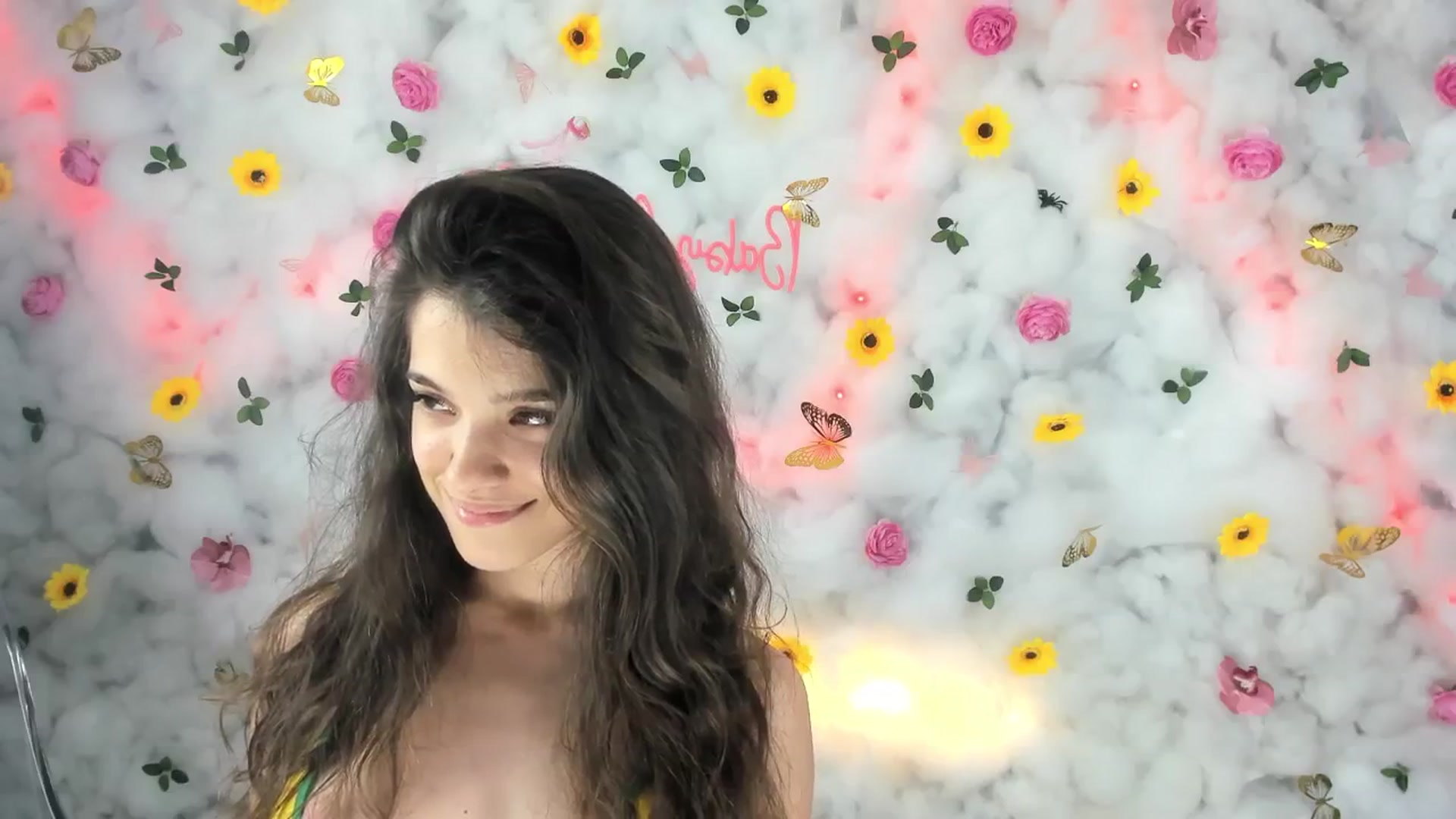 Gallery image thumbnail from BabyAylin's myfreecams stream on, 06/15/2025, 10:22 image 10 of 20