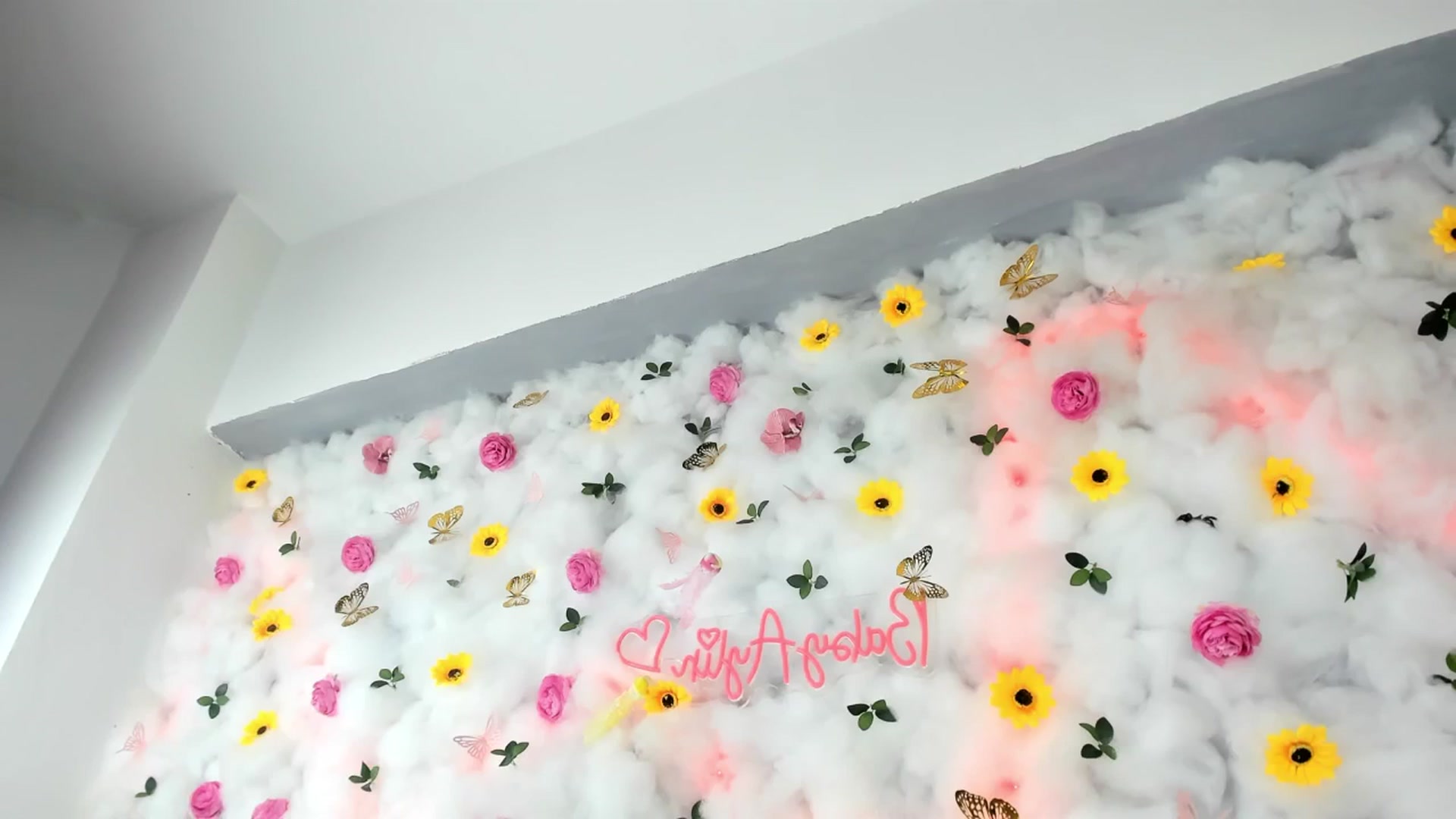 Gallery image thumbnail from BabyAylin's myfreecams stream on, 06/18/2025, 15:56 image 6 of 20