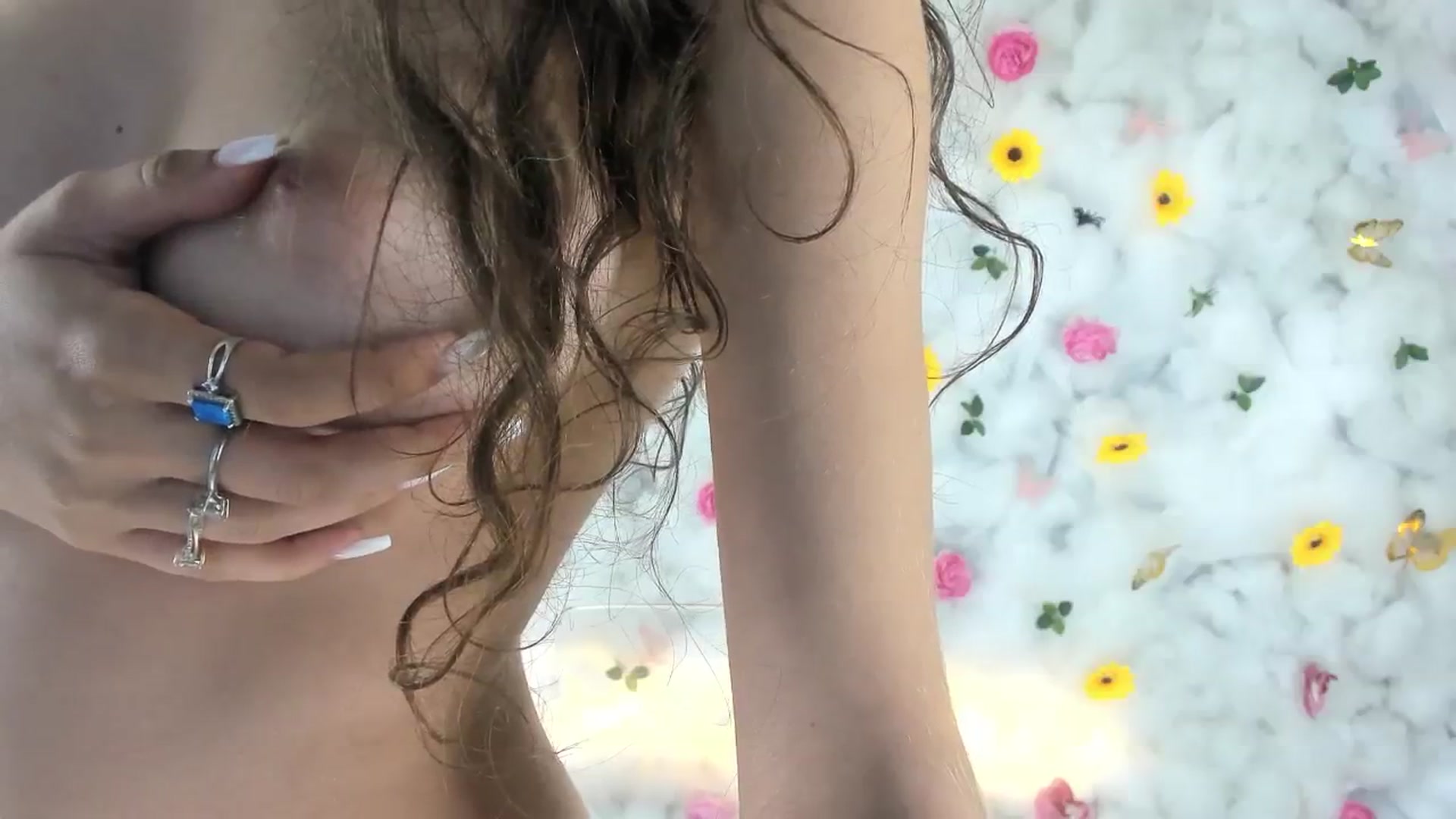 Gallery image thumbnail from BabyAylin's myfreecams stream on, 06/19/2025, 10:50 image 7 of 20