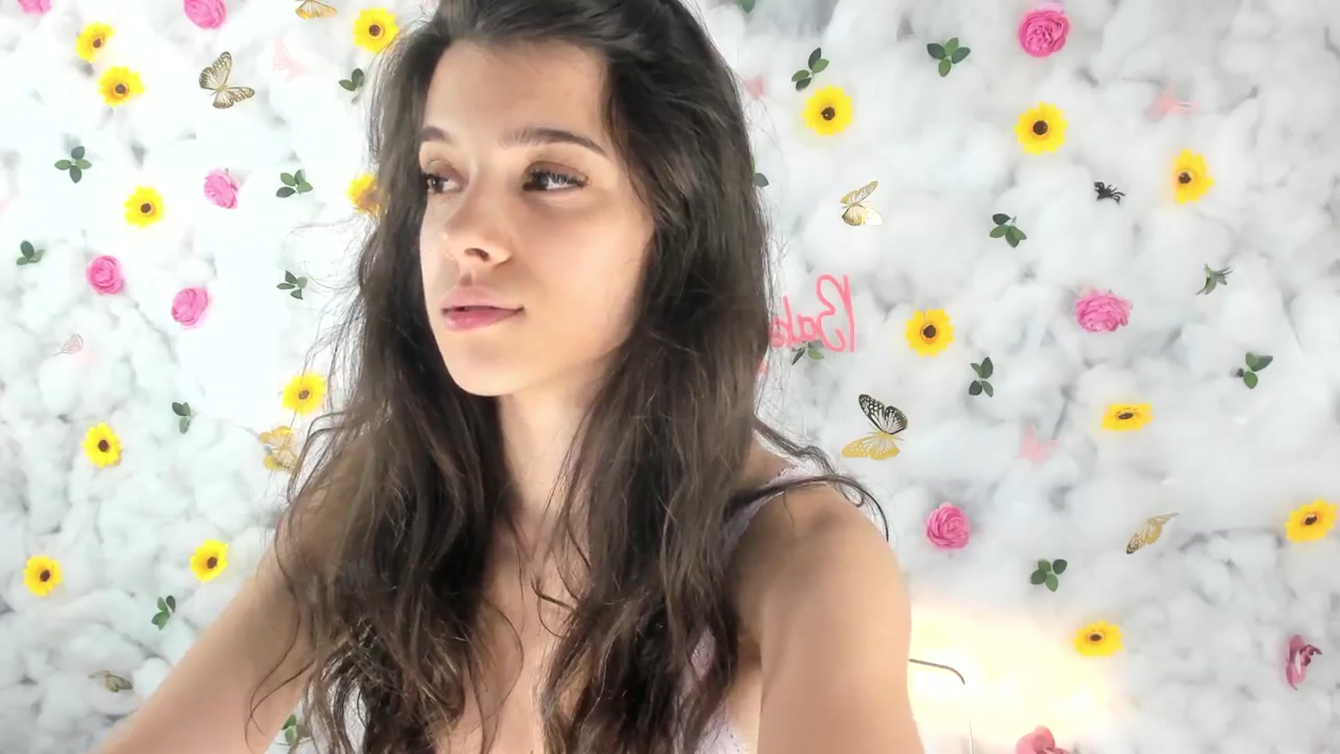 Gallery image thumbnail from BabyAylin's myfreecams stream on, 06/20/2025, 08:32 image 14 of 20