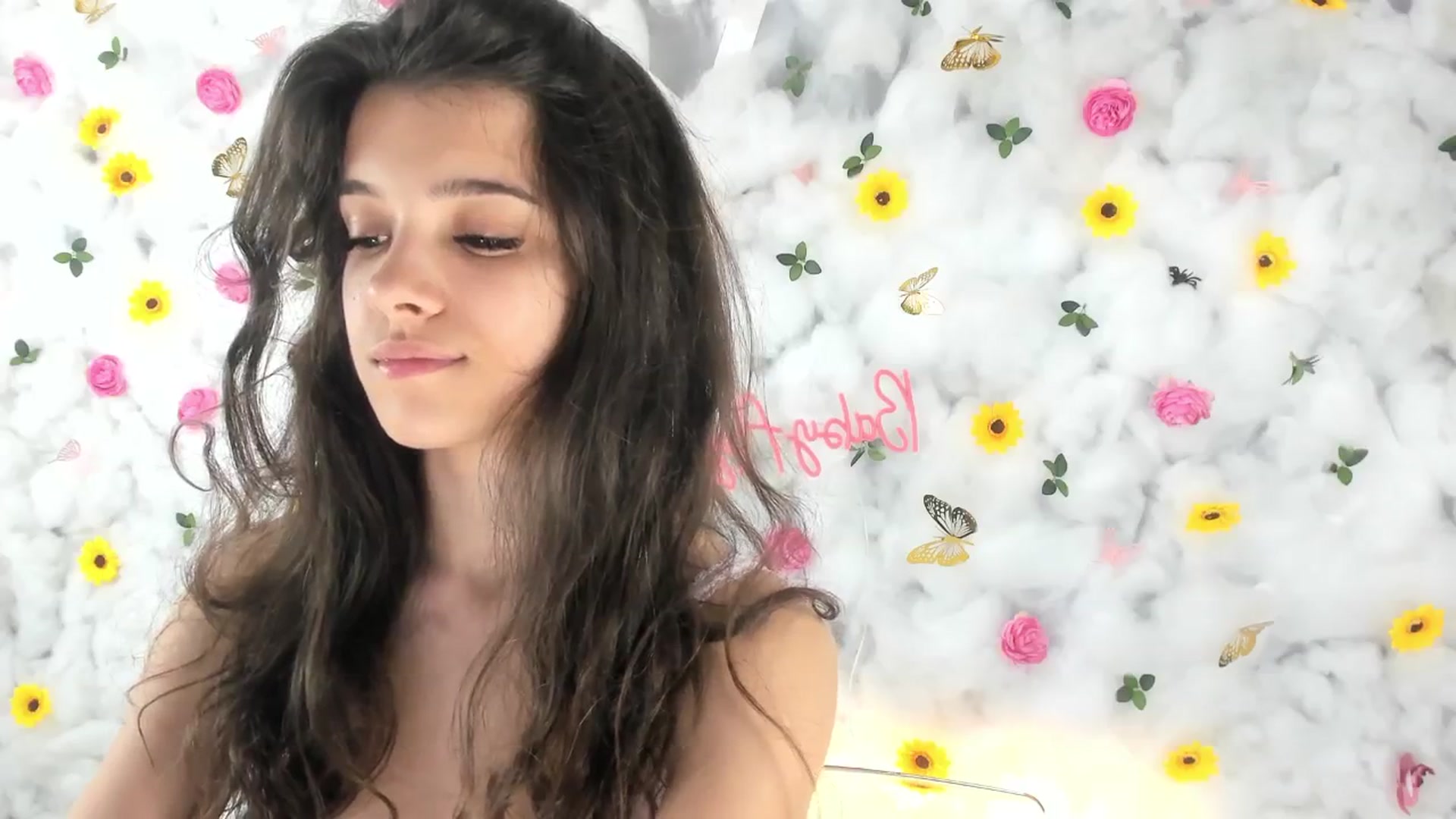 Gallery image thumbnail from BabyAylin's myfreecams stream on, 06/20/2025, 08:32 image 18 of 20