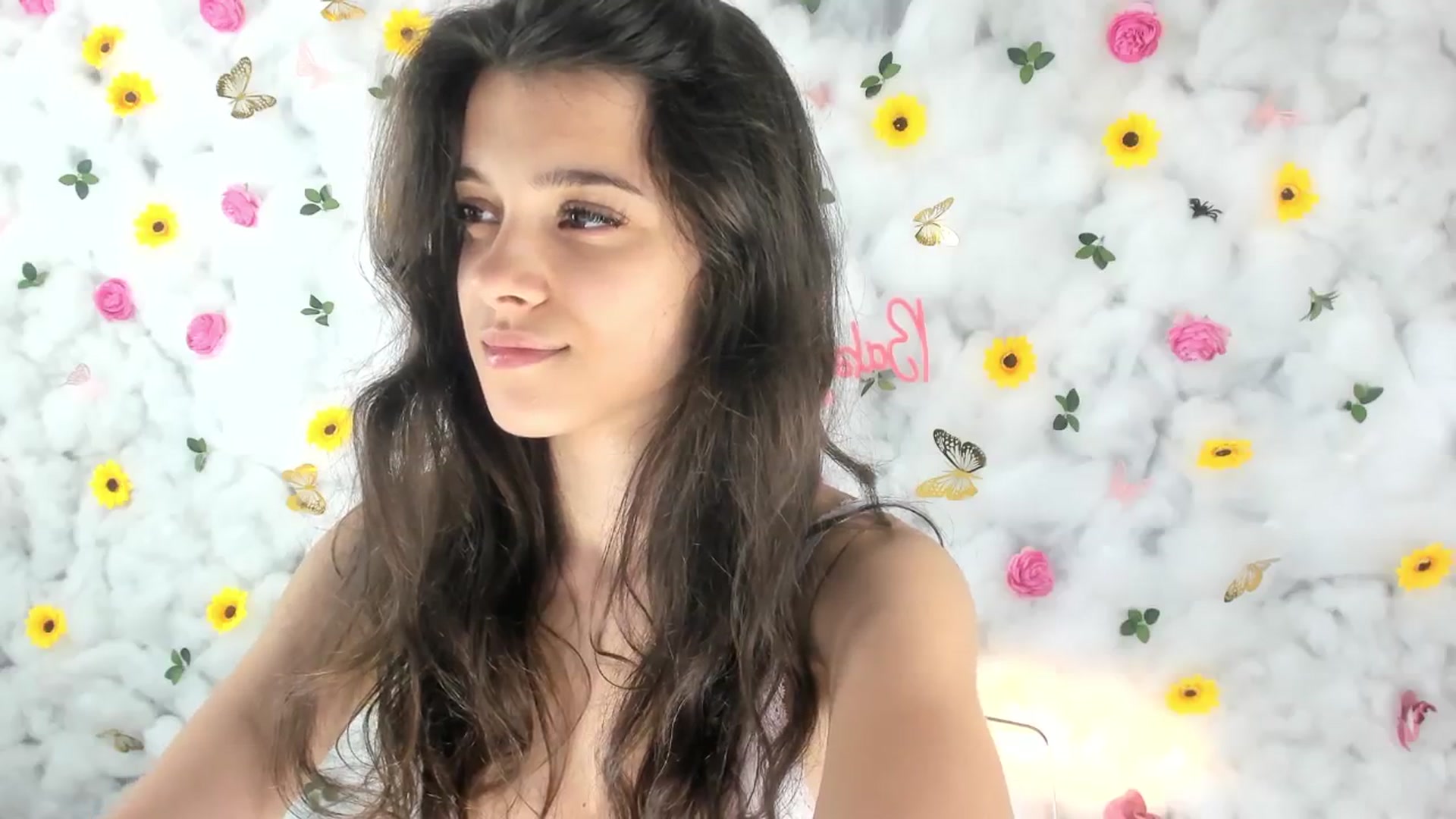 Gallery image thumbnail from BabyAylin's myfreecams stream on, 06/20/2025, 08:32 image 13 of 20