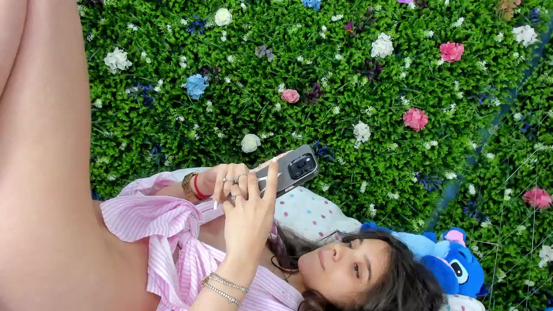 Gallery image thumbnail from BabyAylin's myfreecams stream on, 07/08/2025, 13:27 image 18 of 20