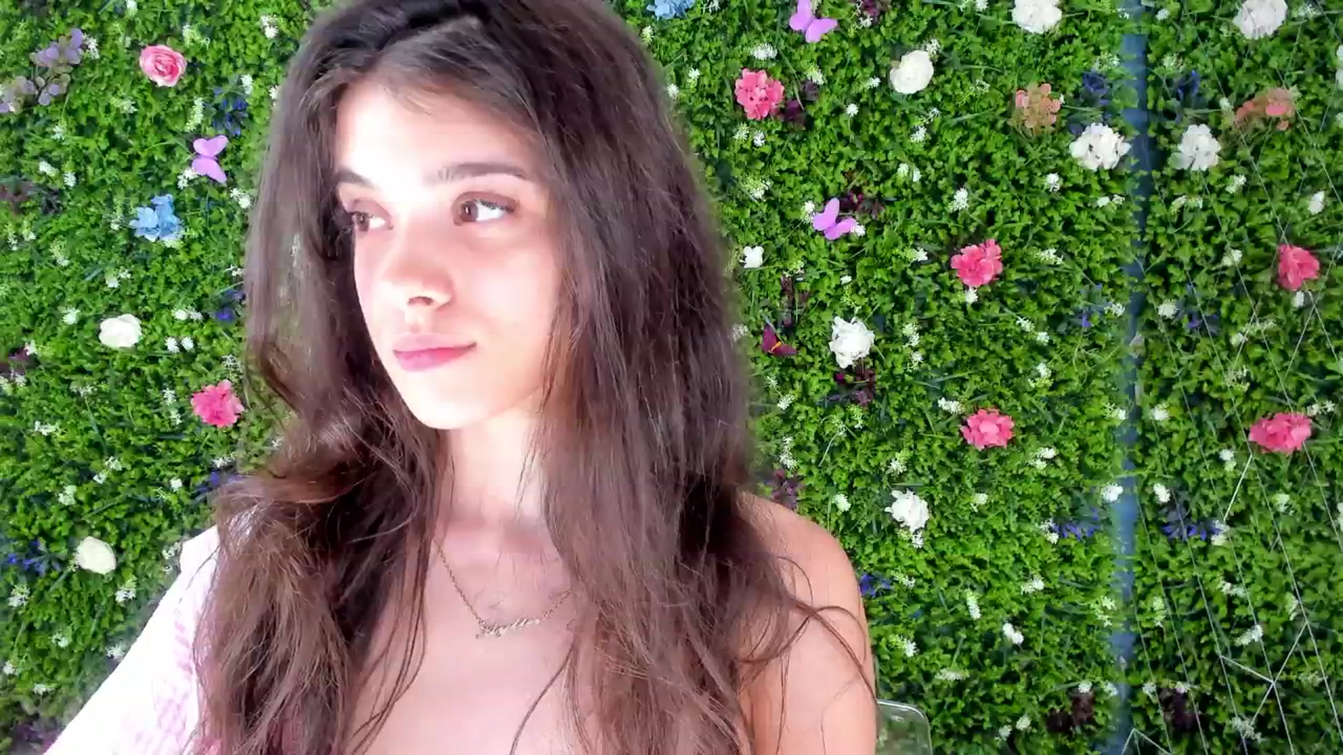 Gallery image thumbnail from BabyAylin's myfreecams stream on, 07/08/2025, 17:51 image 8 of 20