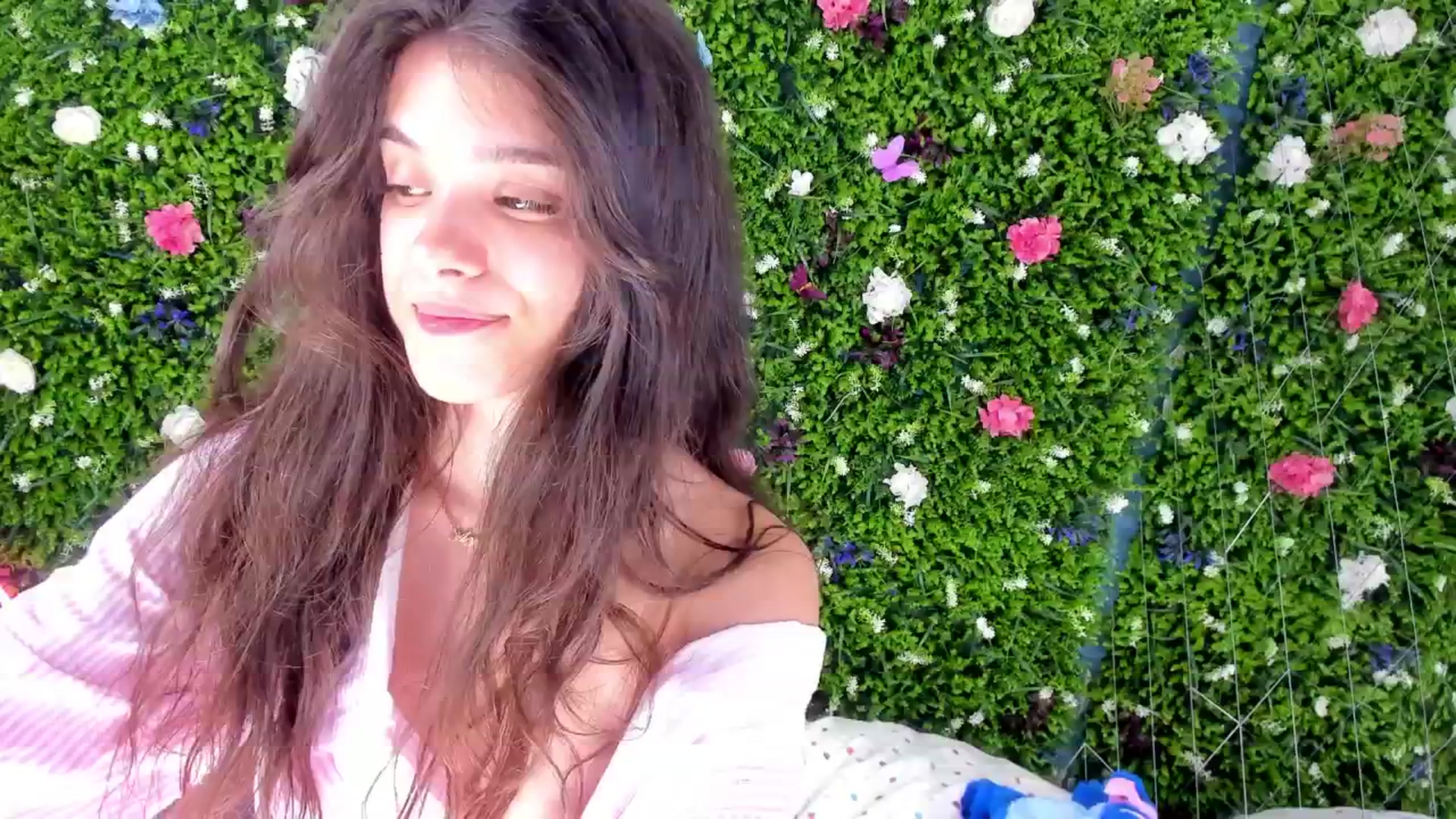Gallery image thumbnail from BabyAylin's myfreecams stream on, 07/08/2025, 17:51 image 20 of 20