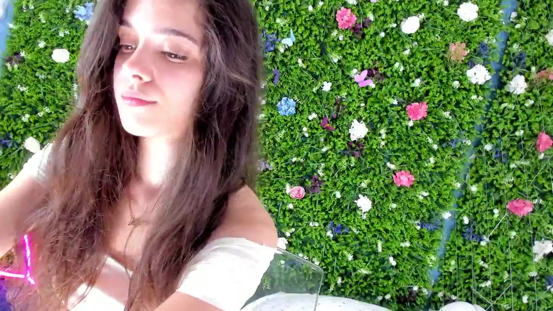 Gallery image thumbnail from BabyAylin's myfreecams stream on, 07/09/2025, 09:21 image 2 of 20