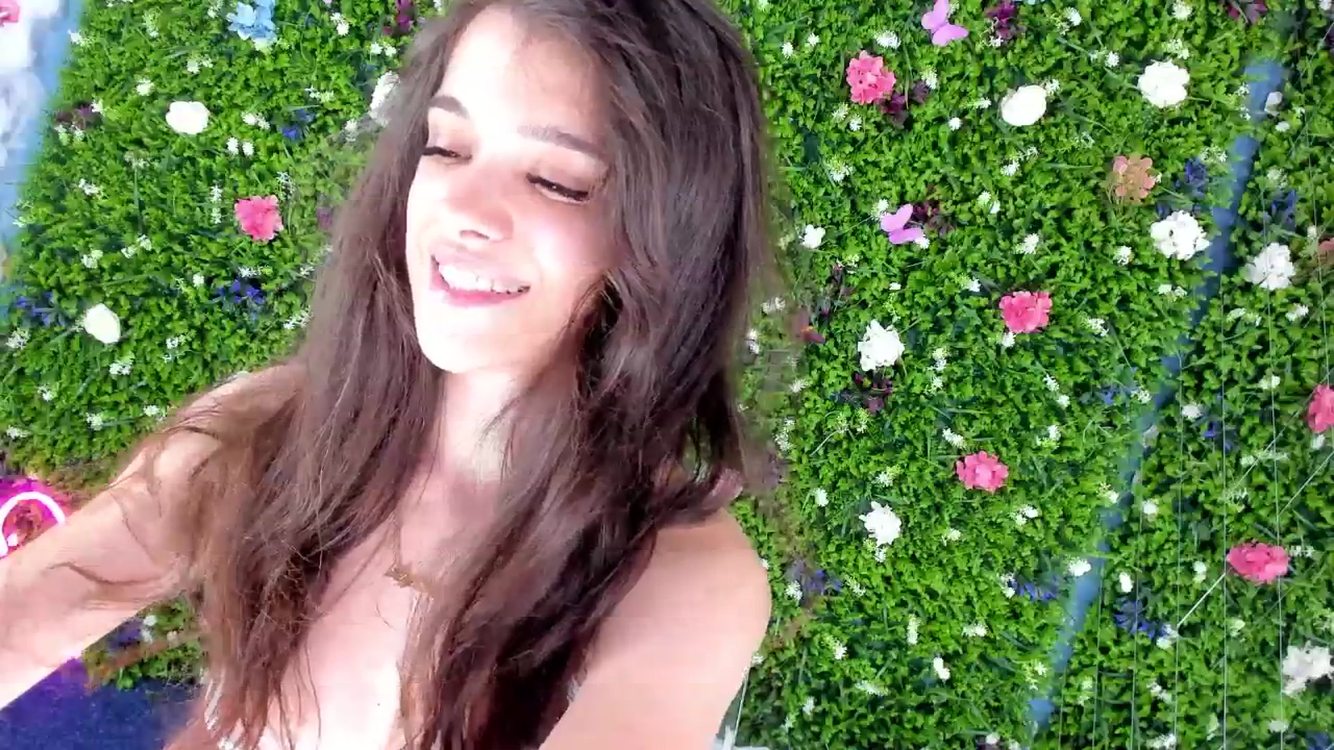 Gallery image thumbnail from BabyAylin's myfreecams stream on, 07/14/2025, 11:19 image 5 of 20