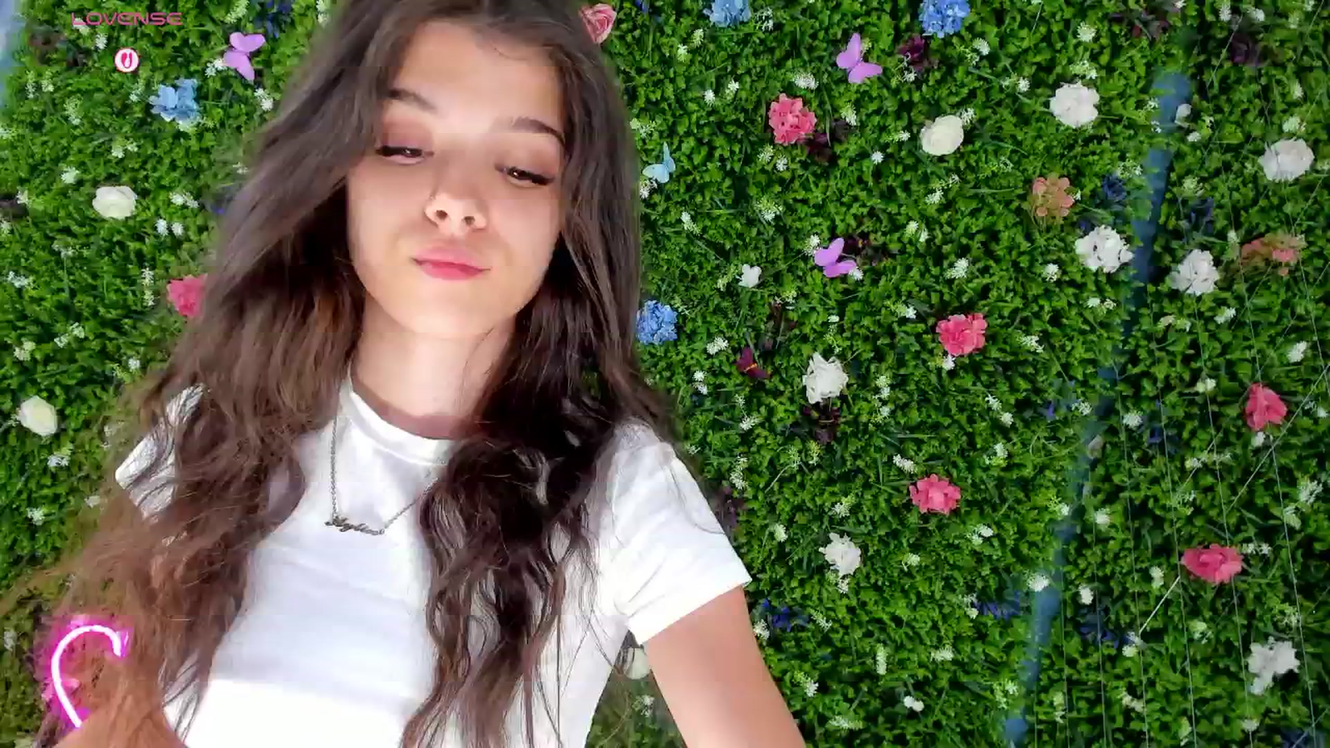 Gallery image thumbnail from BabyAylin's myfreecams stream on, 07/19/2025, 15:29 image 1 of 20