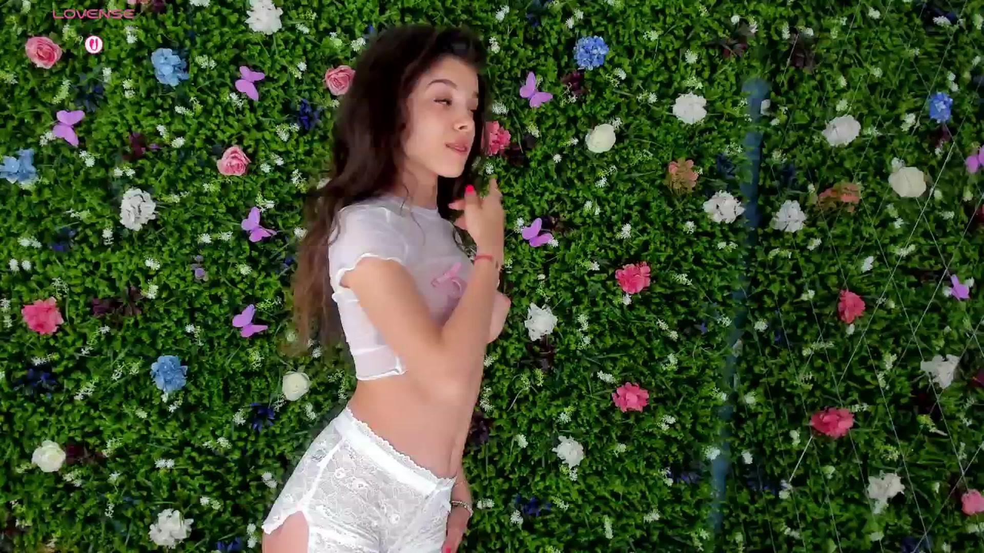 Gallery image thumbnail from BabyAylin's myfreecams stream on, 07/20/2025, 13:43 image 8 of 20