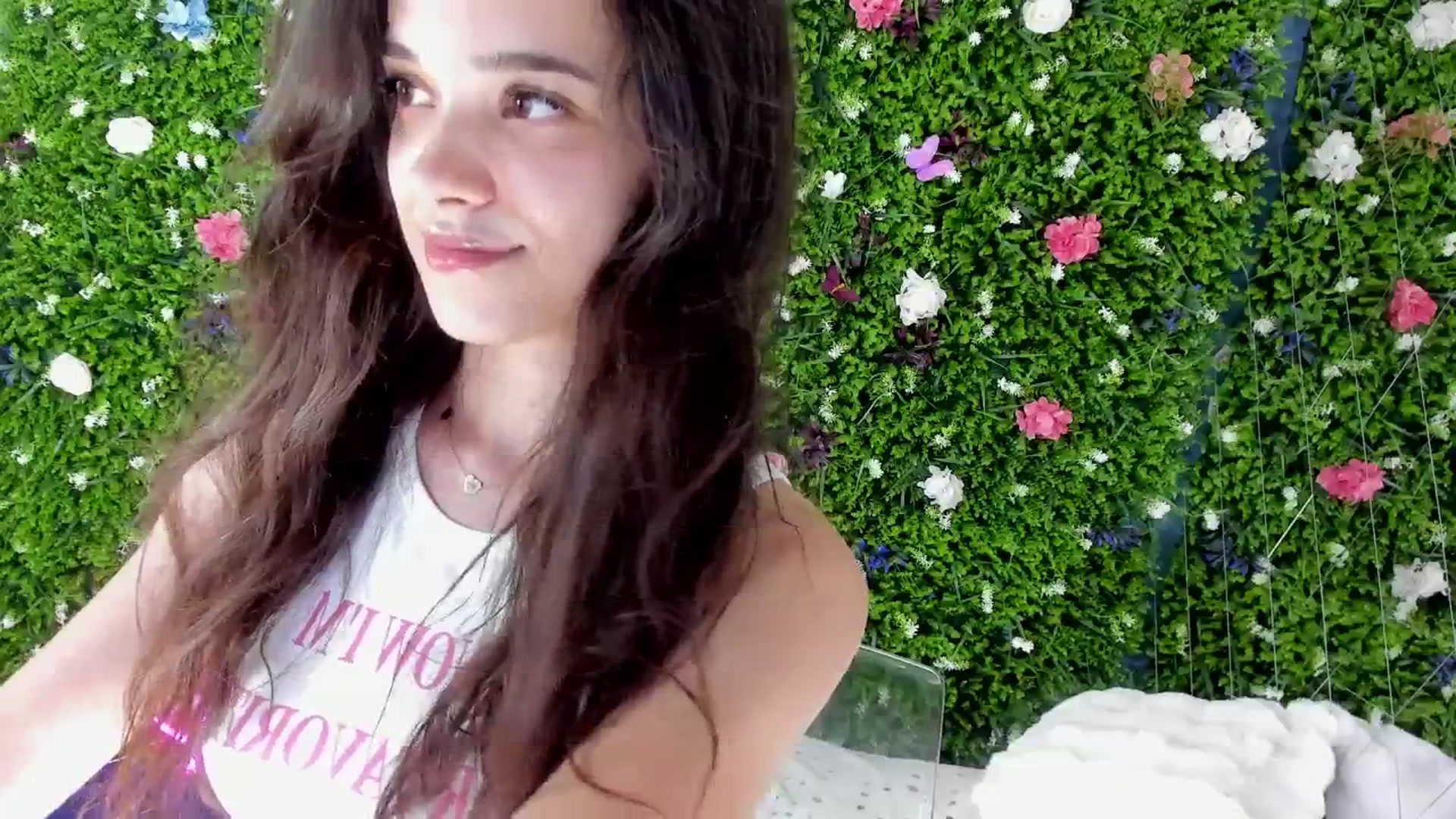 Gallery image thumbnail from BabyAylin's myfreecams stream on, 08/07/2025, 14:59 image 11 of 20