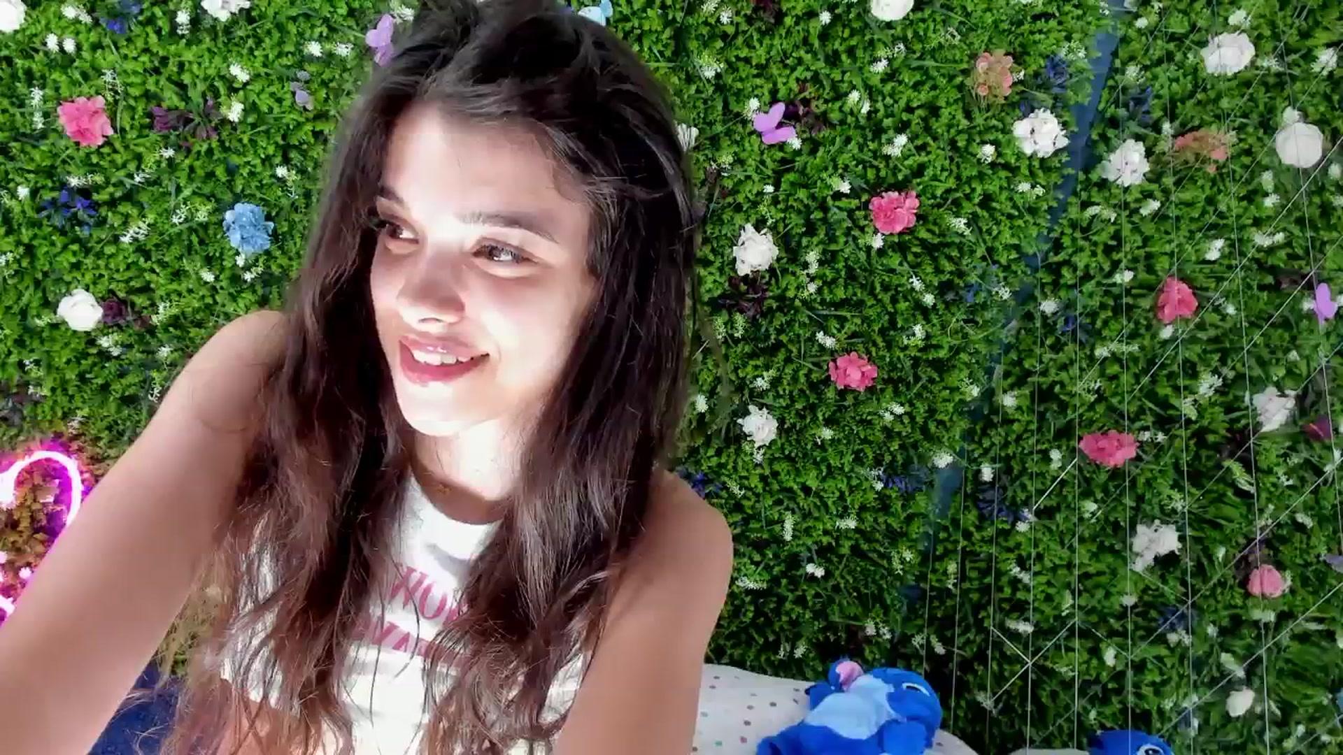 Gallery image thumbnail from BabyAylin's myfreecams stream on, 08/07/2025, 18:34 image 11 of 20