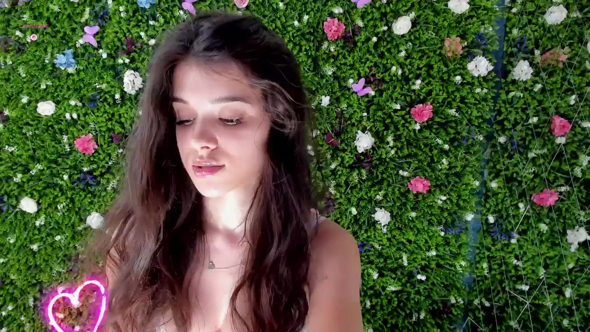 Gallery image thumbnail from BabyAylin's myfreecams stream on, 08/09/2025, 11:33 image 12 of 20