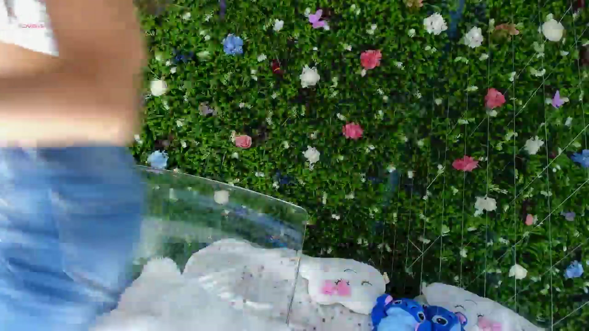 Gallery image thumbnail from BabyAylin's myfreecams stream on, 08/19/2025, 13:01 image 10 of 20