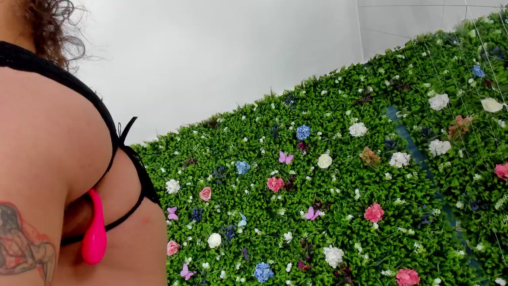 Gallery image thumbnail from BabyAylin's myfreecams stream on, 08/22/2025, 06:13 image 15 of 20