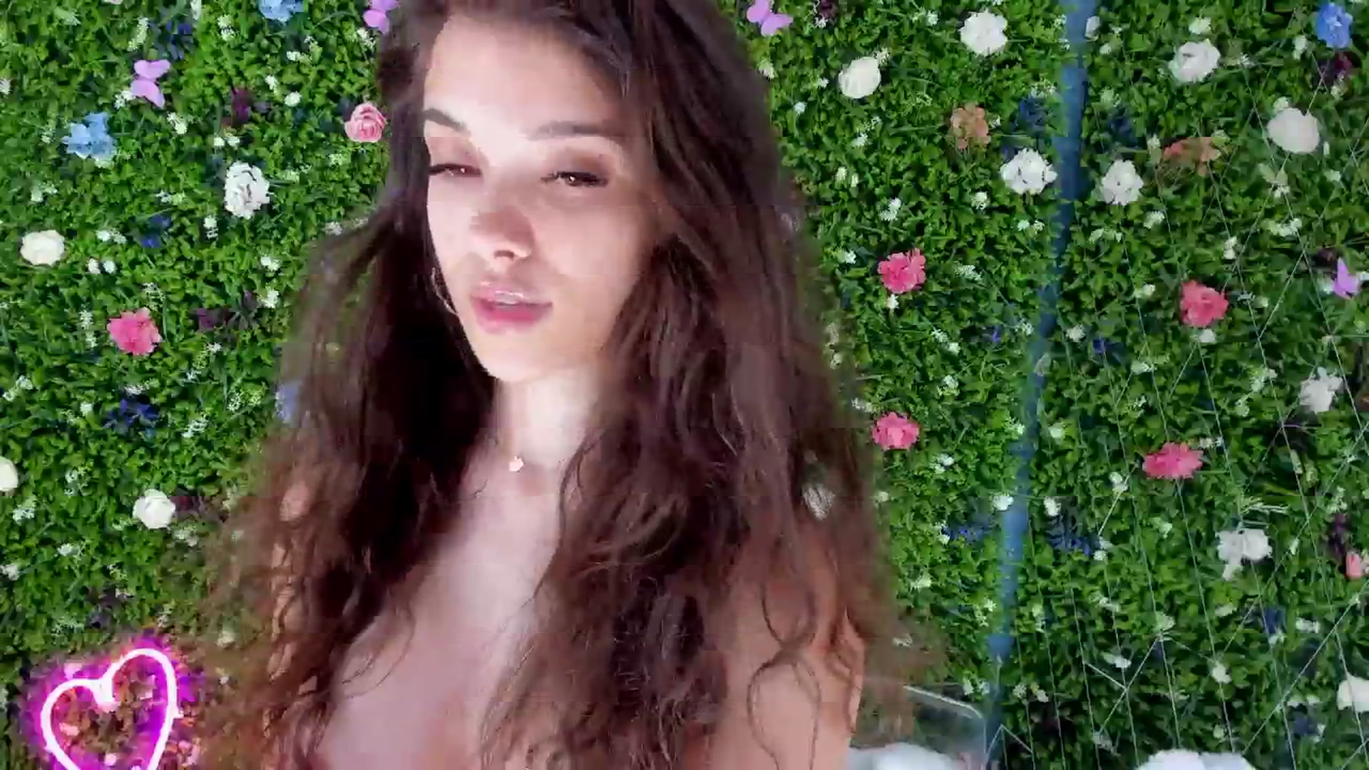 Gallery image thumbnail from BabyAylin's myfreecams stream on, 08/22/2025, 07:16 image 17 of 20