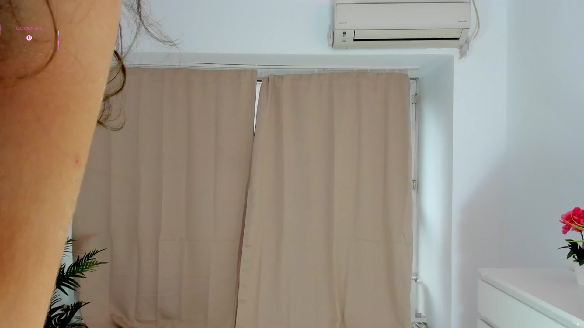 Gallery image thumbnail from BabyAylin's myfreecams stream on, 10/08/2025, 09:53 image 19 of 20