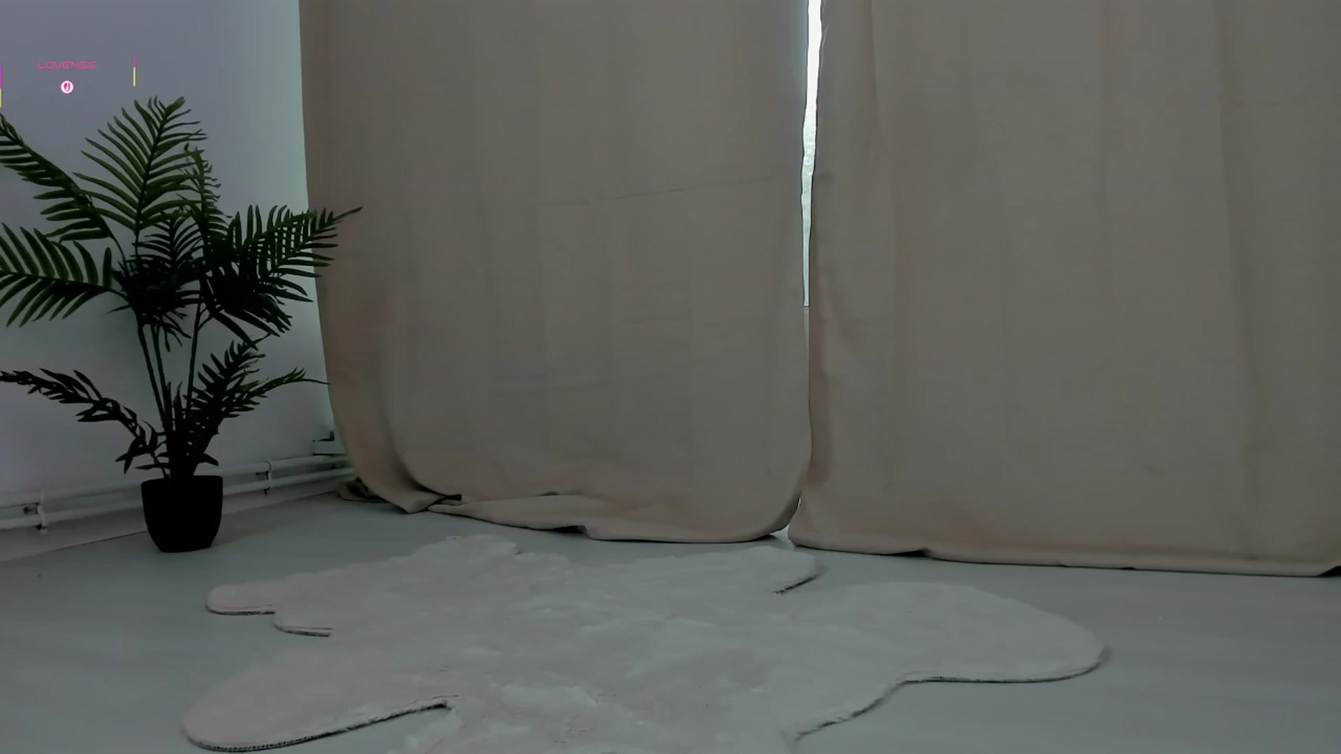 Gallery image thumbnail from BabyAylin's myfreecams stream on, 10/09/2025, 08:45 image 17 of 20