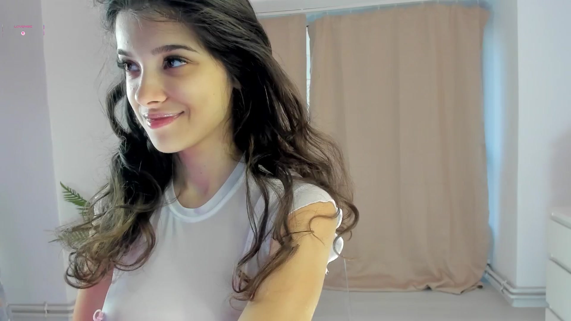 Gallery image thumbnail from BabyAylin's myfreecams stream on, 10/17/2025, 06:22 image 4 of 20