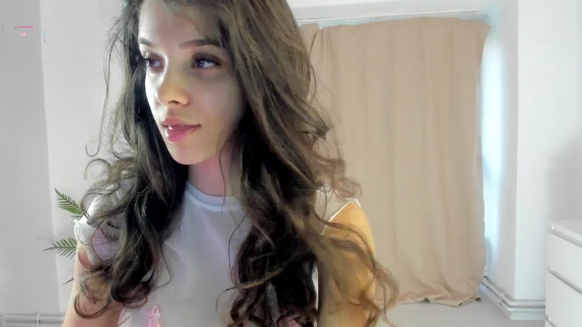 Gallery image thumbnail from BabyAylin's myfreecams stream on, 10/17/2025, 08:12 image 11 of 20