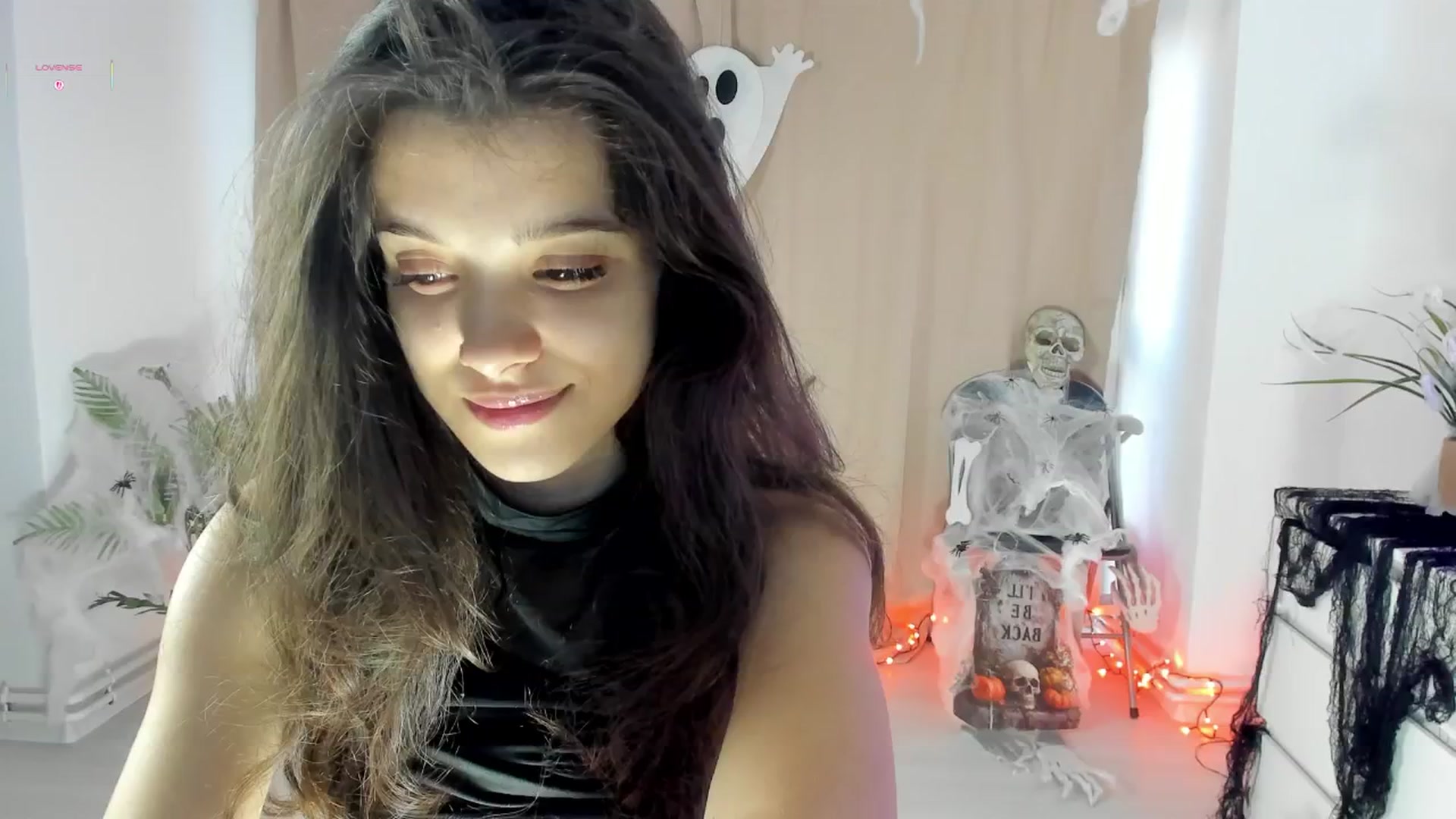 Gallery image thumbnail from BabyAylin's myfreecams stream on, 10/25/2025, 07:08 image 18 of 20