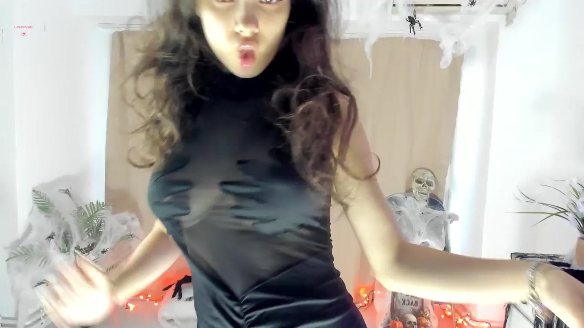 Gallery image thumbnail from BabyAylin's myfreecams stream on, 10/25/2025, 07:08 image 8 of 20