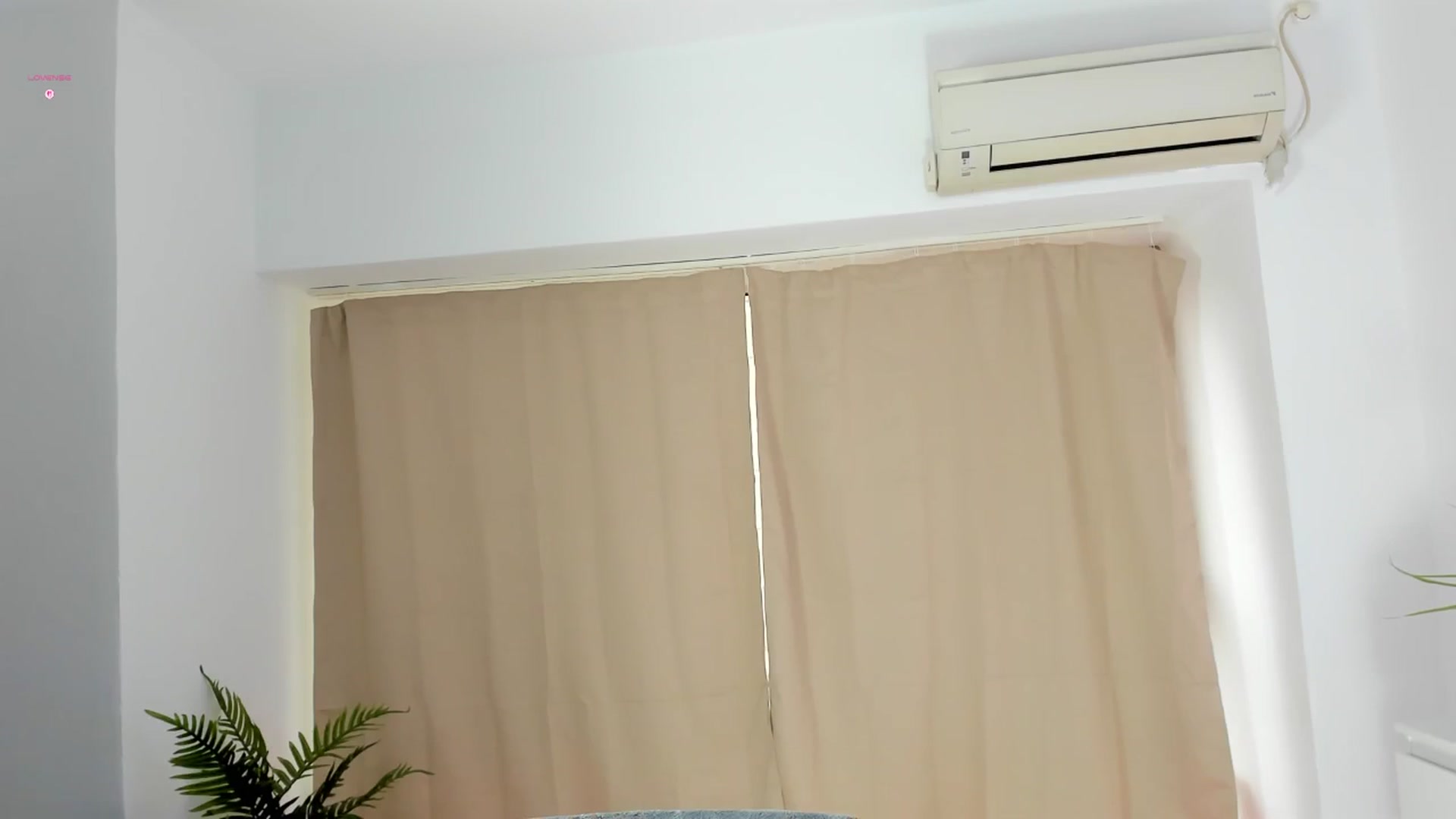Gallery image thumbnail from BabyAylin's myfreecams stream on, 11/05/2025, 10:25 image 5 of 20
