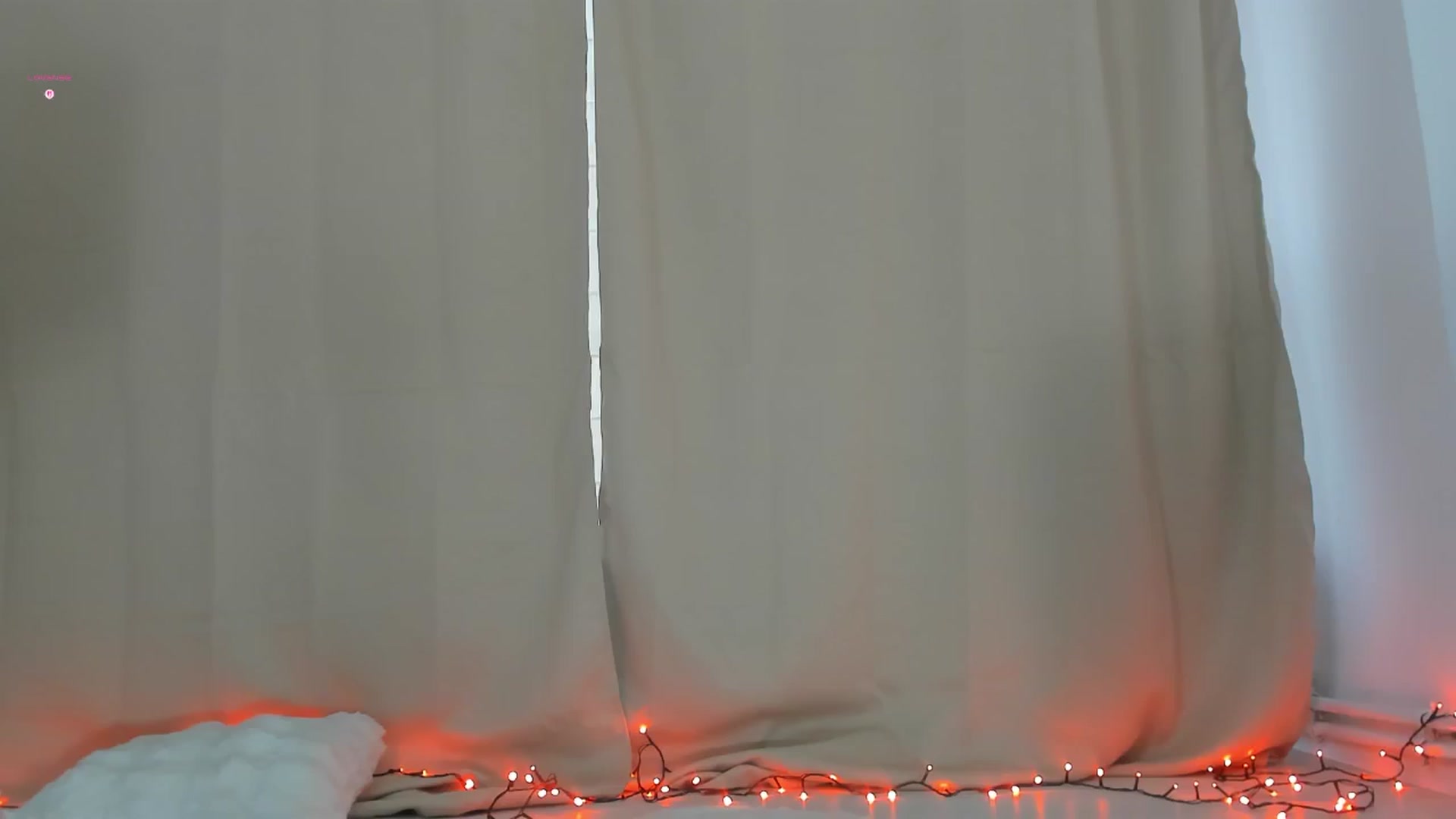Gallery image thumbnail from BabyAylin's myfreecams stream on, 11/06/2025, 10:25 image 4 of 20