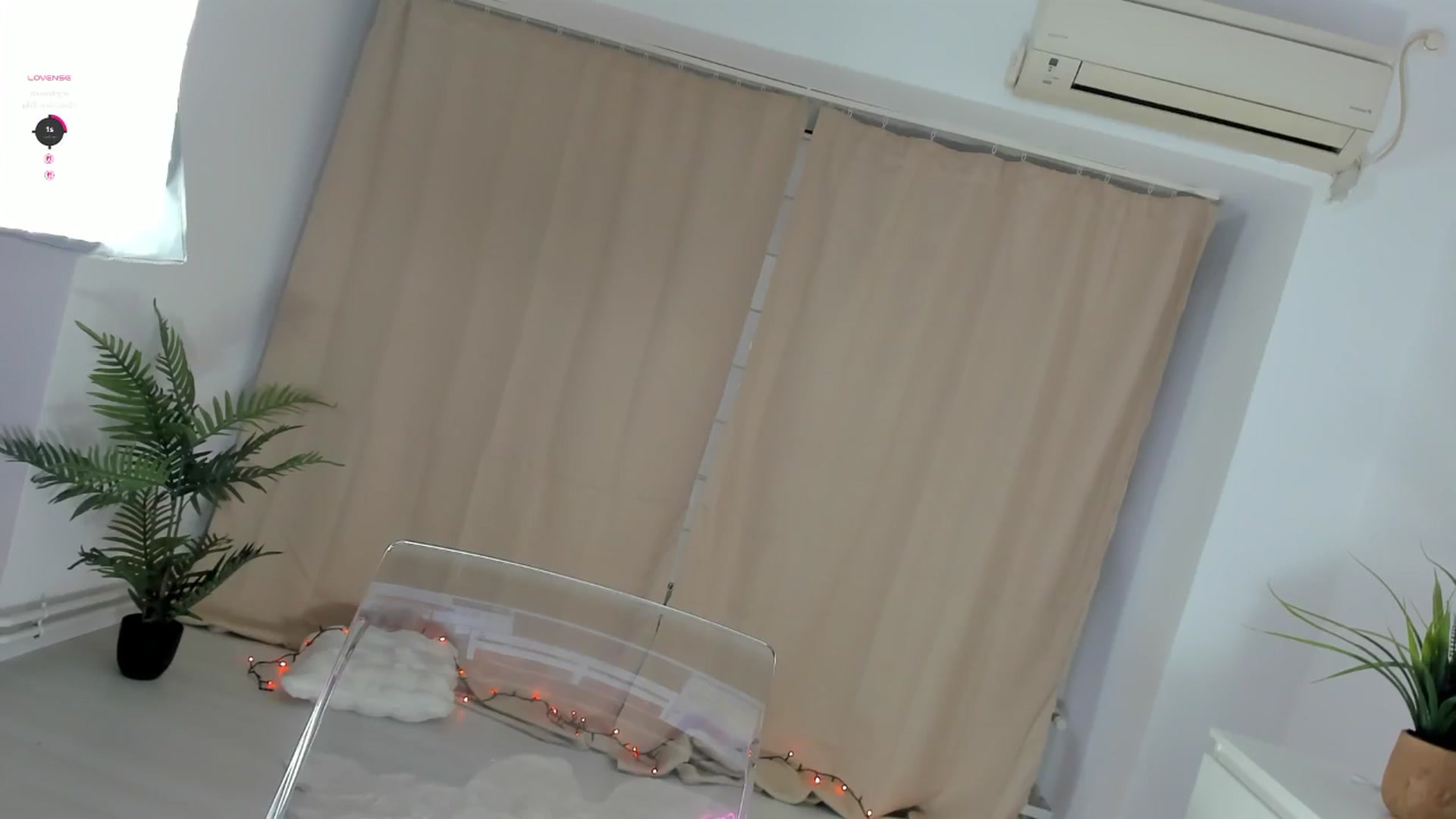 Gallery image thumbnail from BabyAylin's myfreecams stream on, 11/14/2025, 07:07 image 5 of 20
