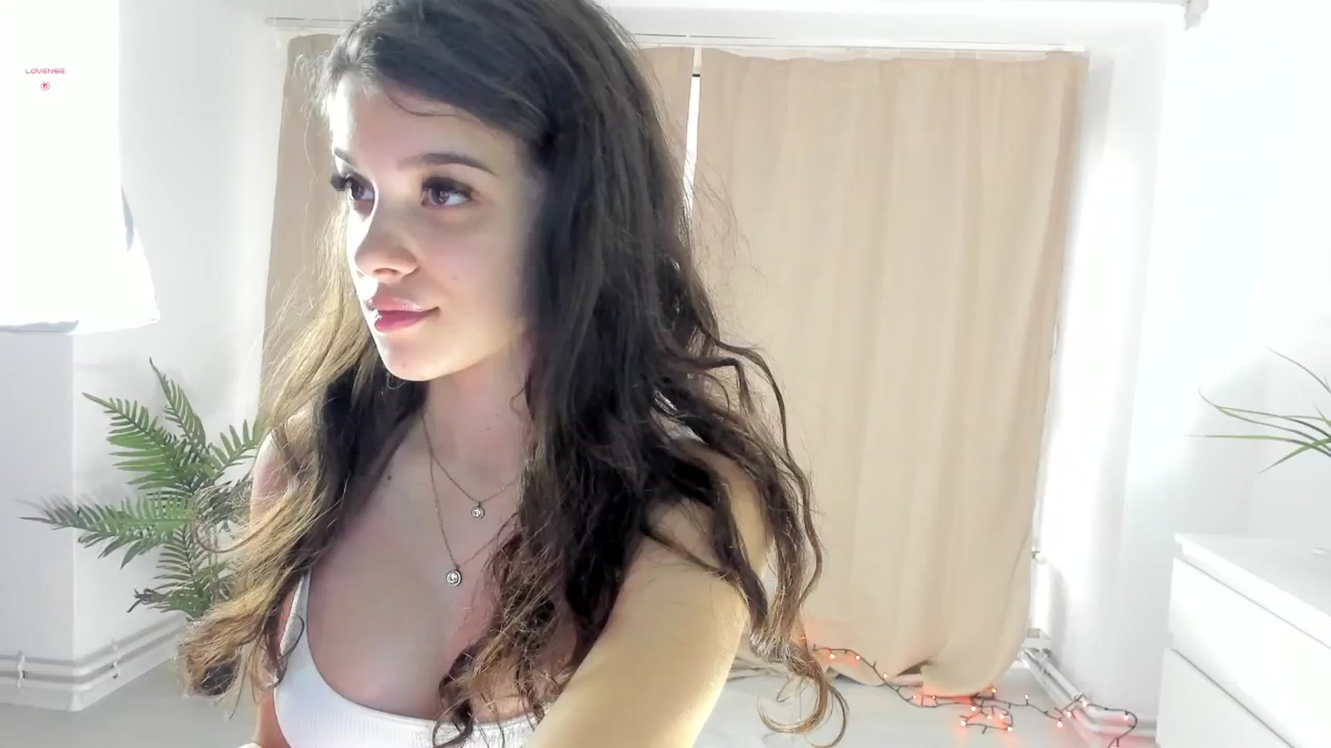 Gallery image thumbnail from BabyAylin's myfreecams stream on, 11/14/2025, 10:14 image 8 of 20