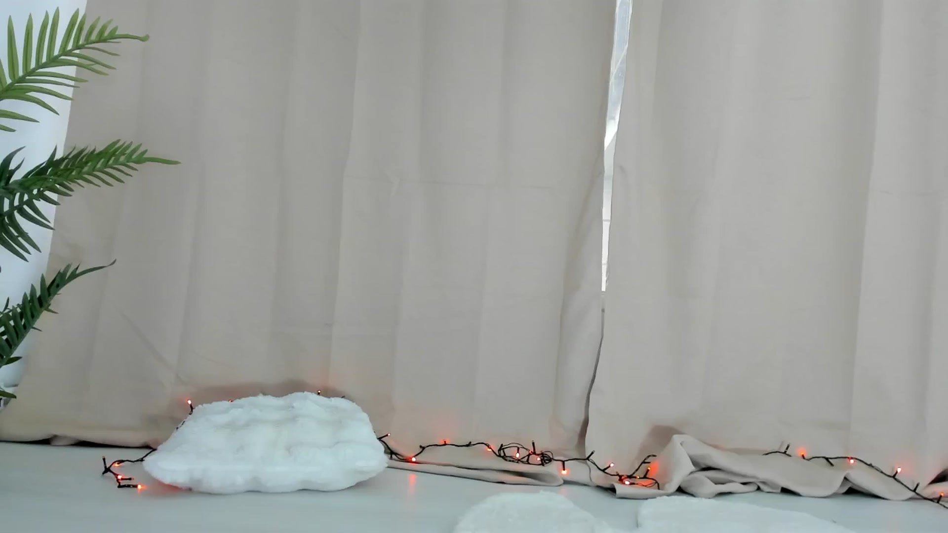 Gallery image thumbnail from BabyAylin's myfreecams stream on, 11/14/2025, 10:14 image 5 of 20