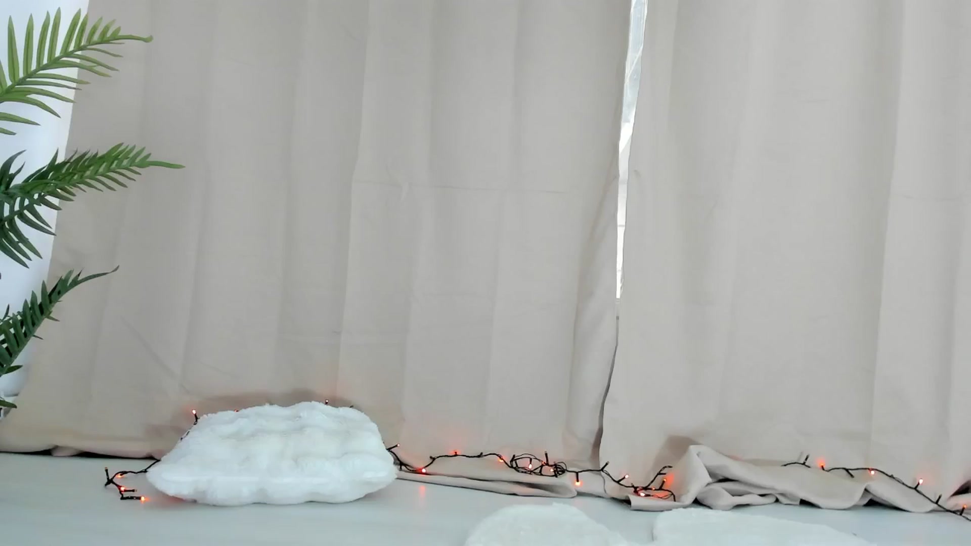 Gallery image thumbnail from BabyAylin's myfreecams stream on, 11/14/2025, 10:14 image 6 of 20