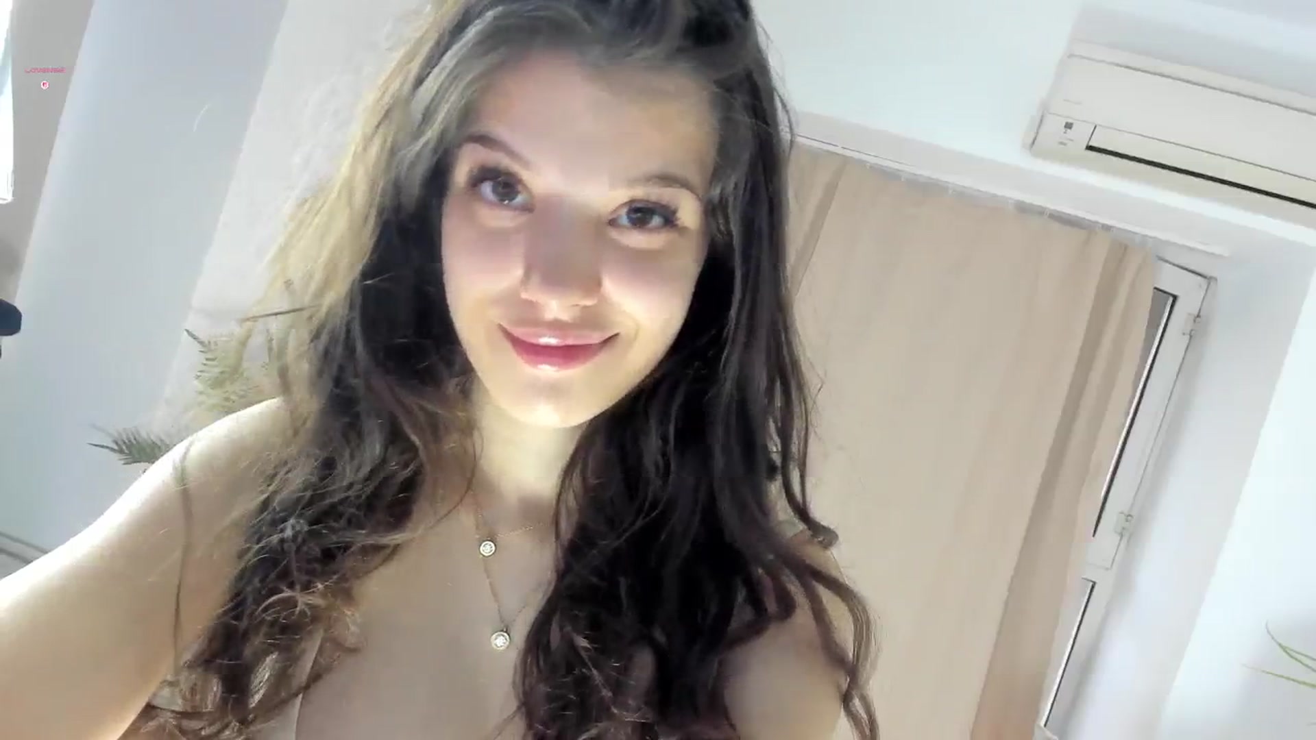 Gallery image thumbnail from BabyAylin's myfreecams stream on, 11/19/2025, 09:51 image 6 of 20